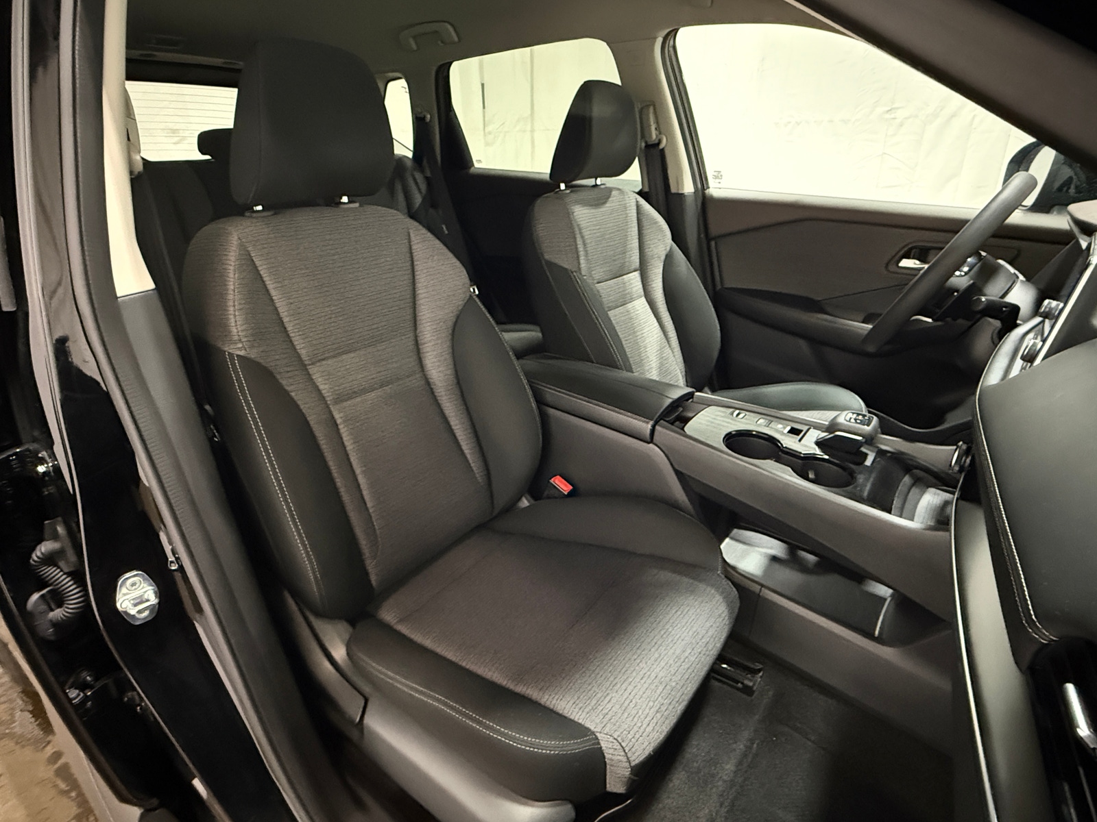 Thumbnail: 2021 Nissan Rogue - 2