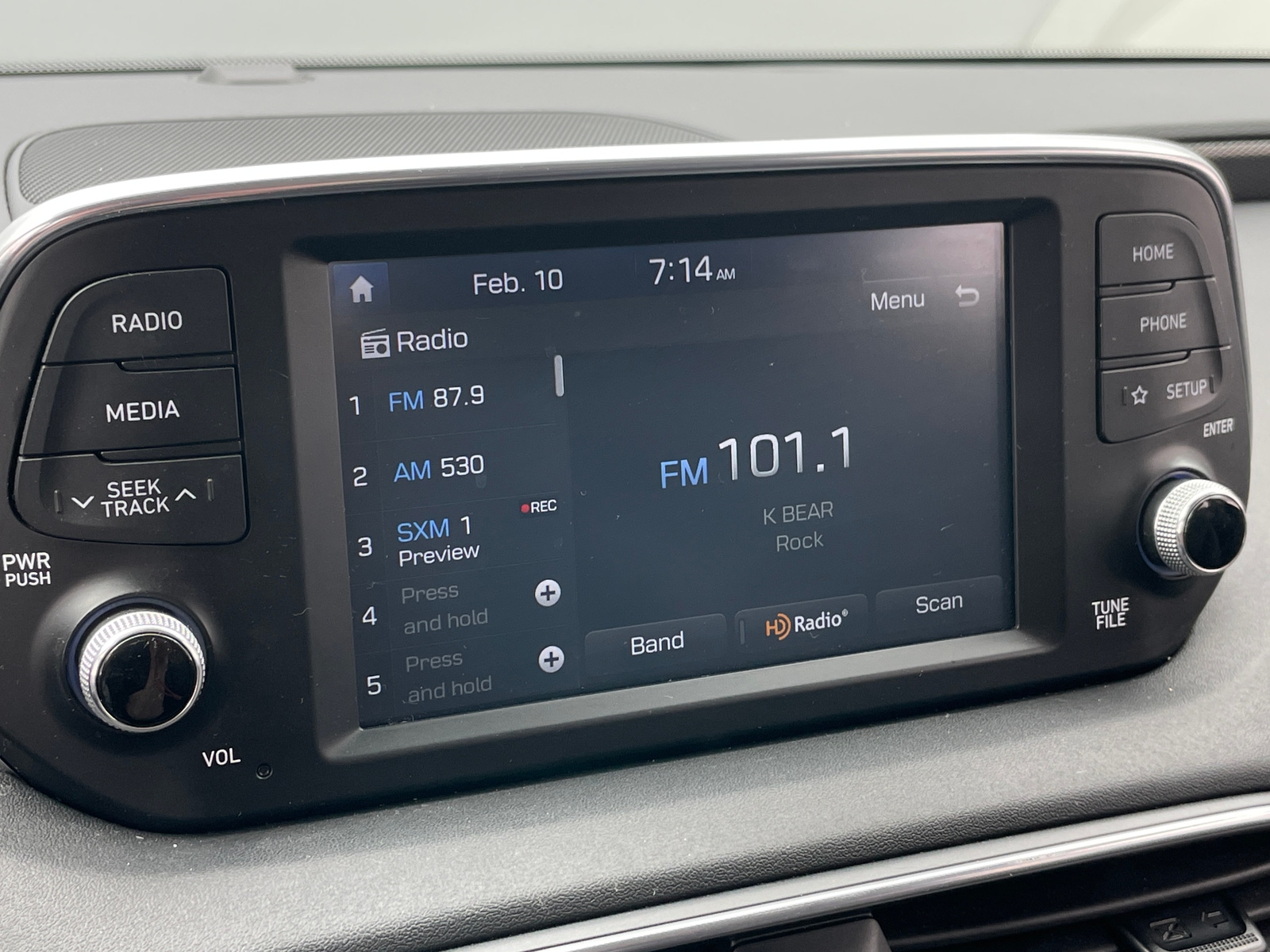 Thumbnail: 2019 Hyundai Santa Fe - 3