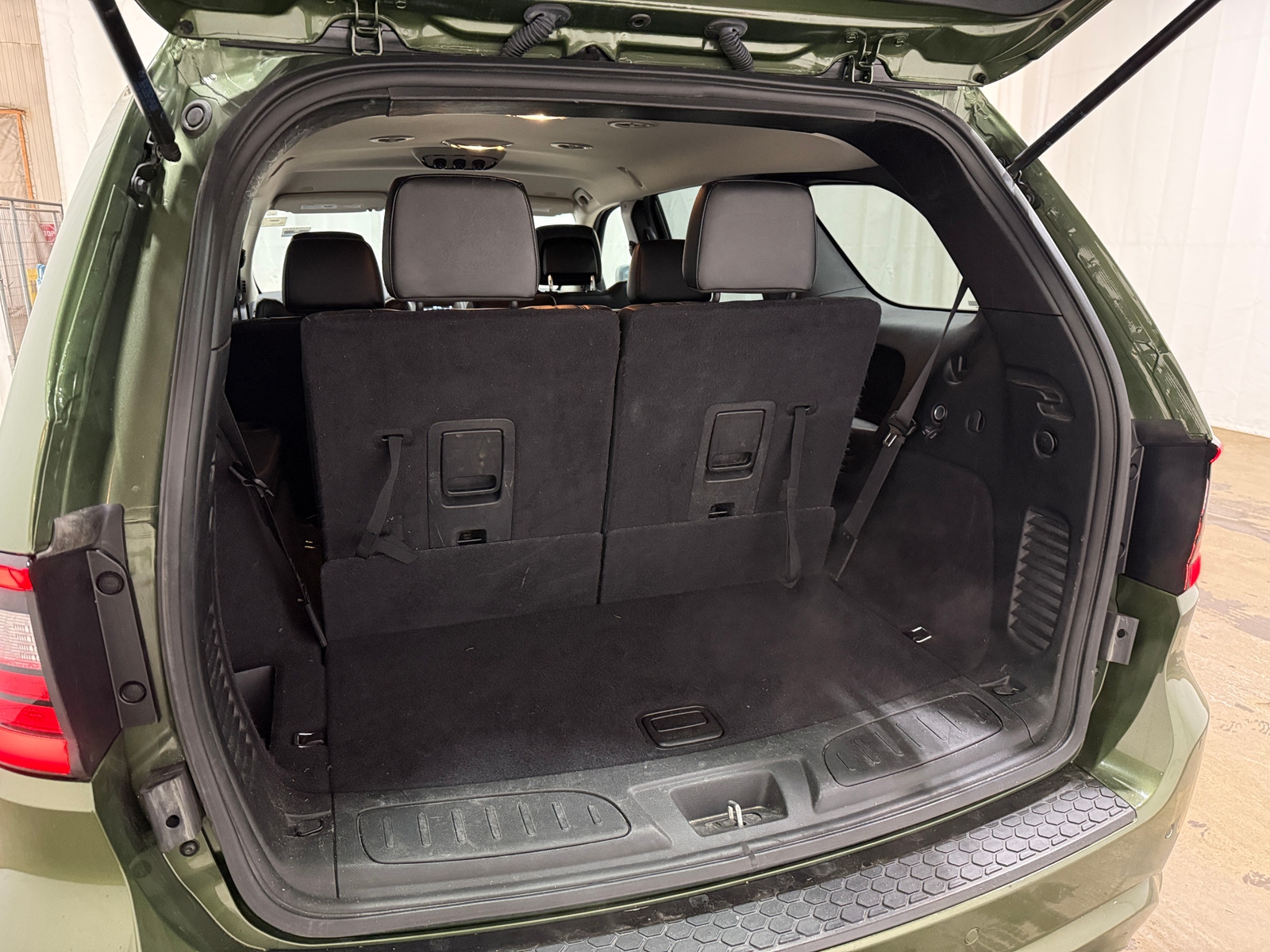 Thumbnail: 2020 Dodge Durango - 6