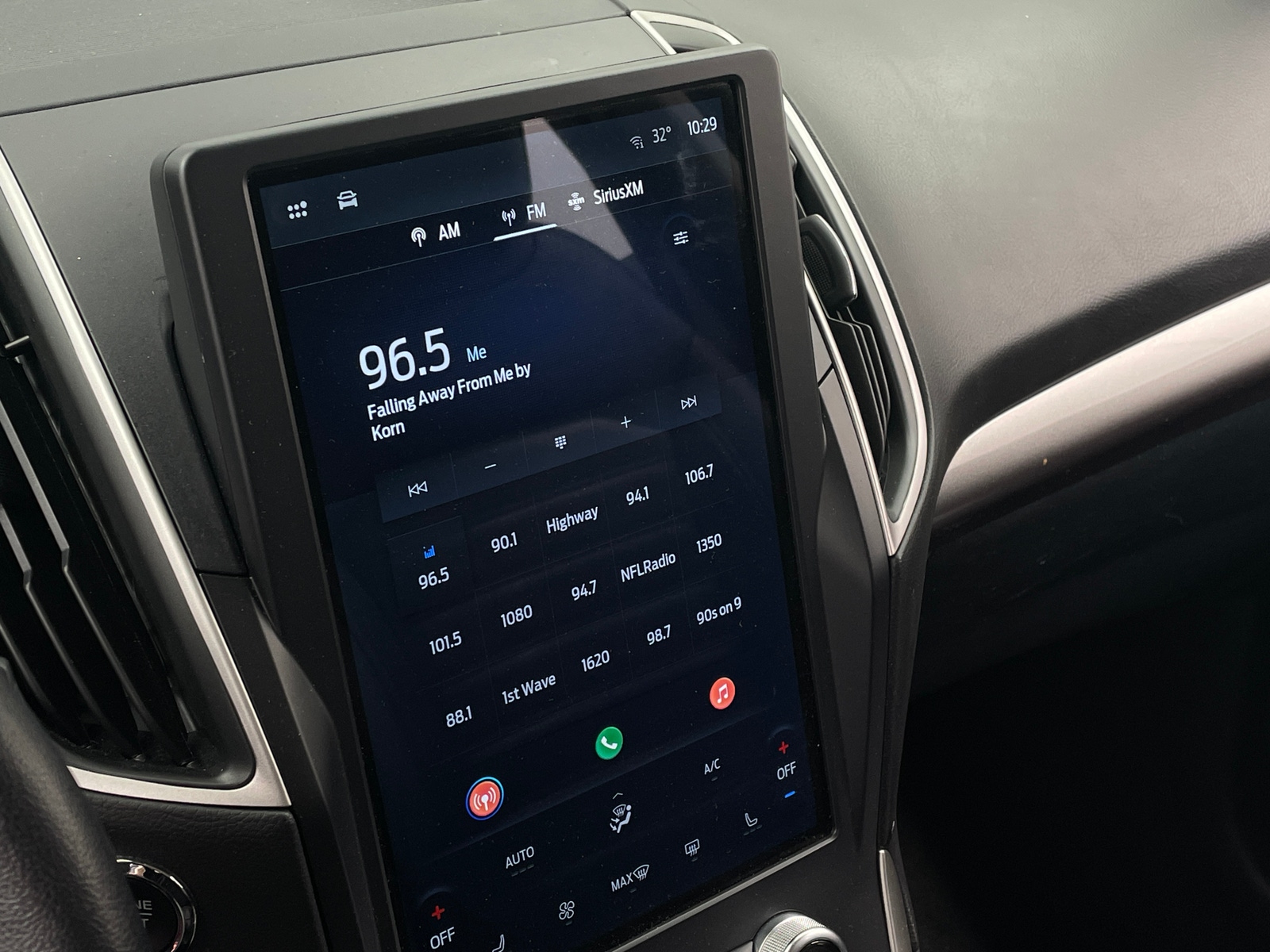 Thumbnail: 2024 Ford Edge - 3