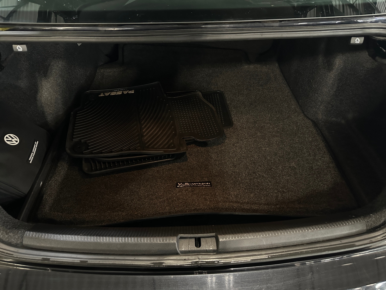 Thumbnail: 2018 Volkswagen Passat - 6