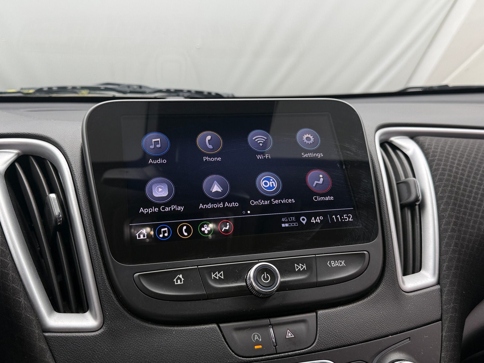 Thumbnail: 2023 Chevrolet Malibu - 4