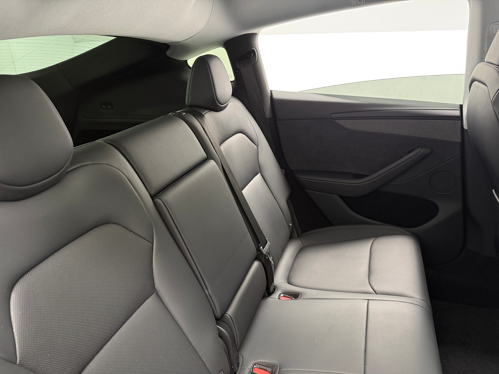 Thumbnail: 2026 Tesla Model Y - 5