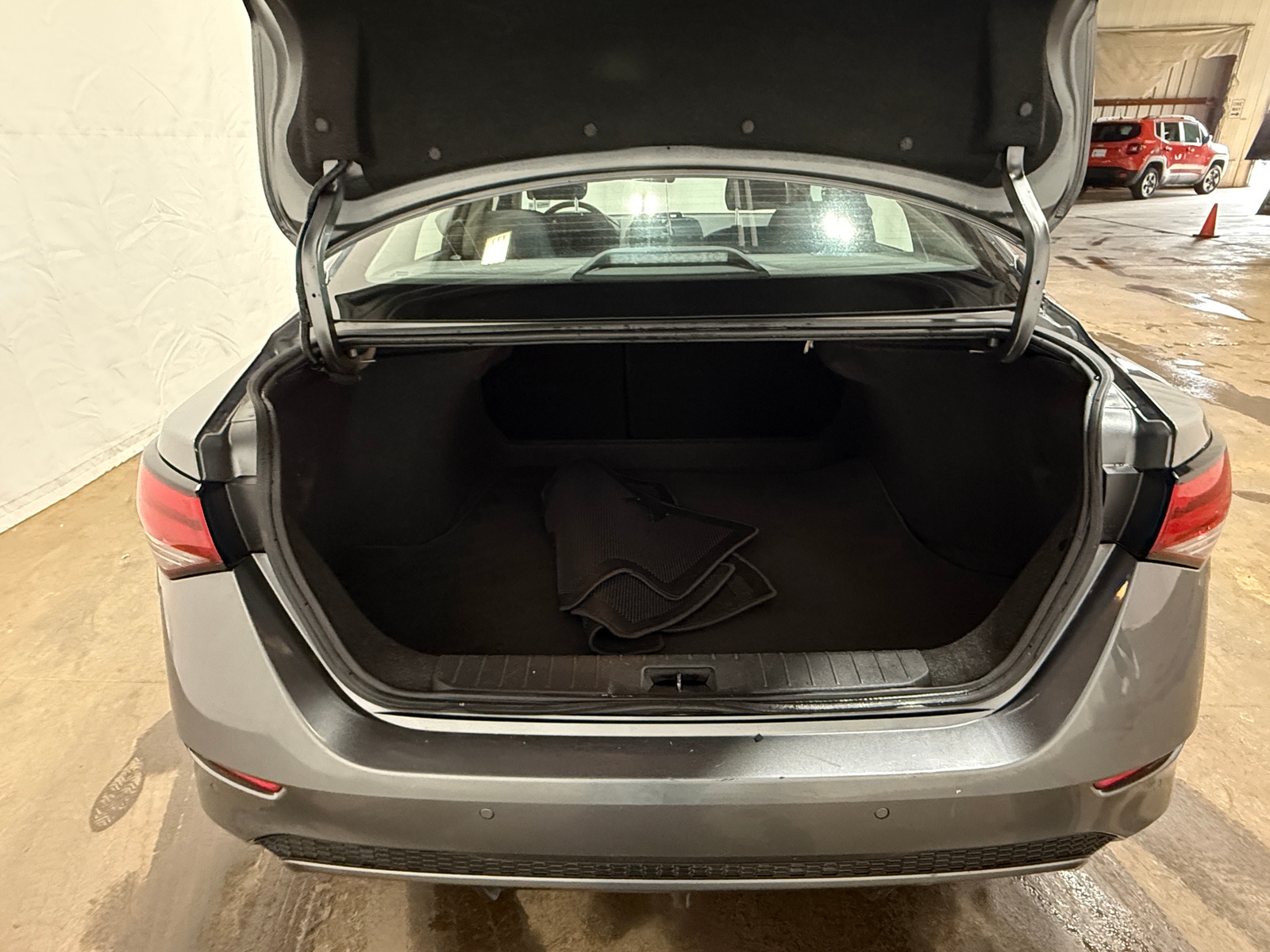 Thumbnail: 2024 Nissan Sentra - 7