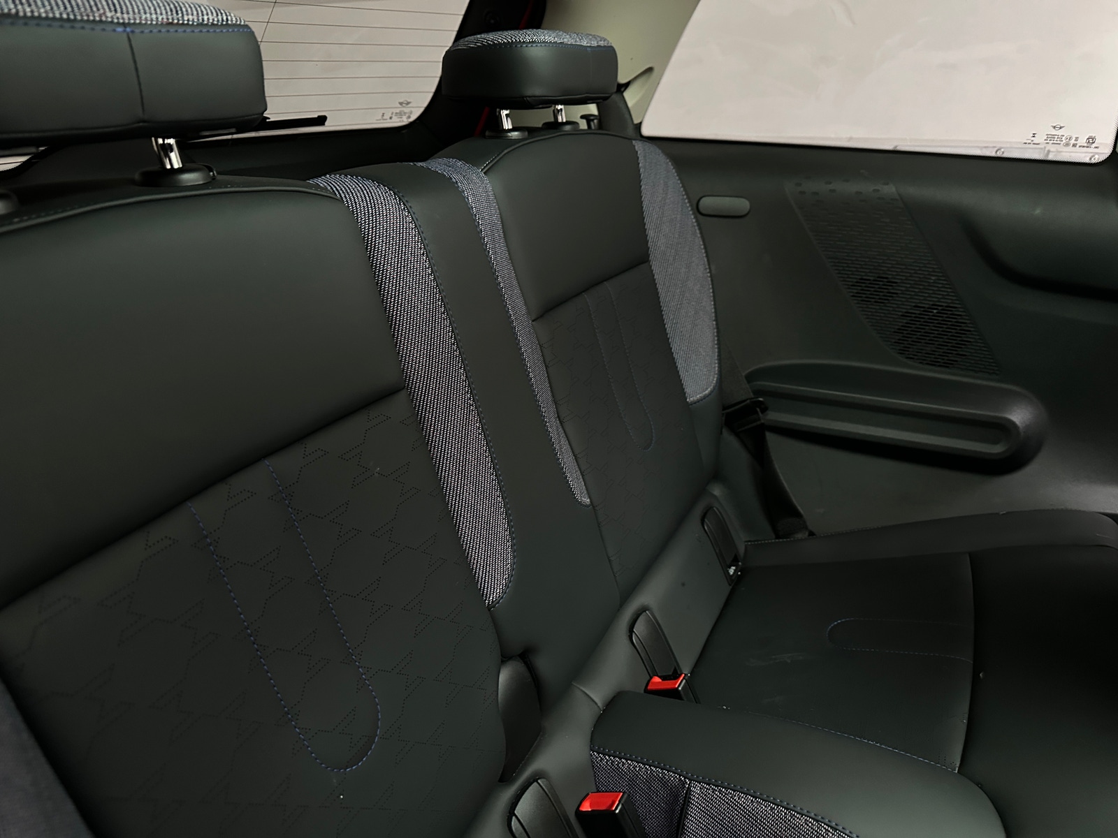 Thumbnail: 2025 MINI Cooper Hardtop - 5