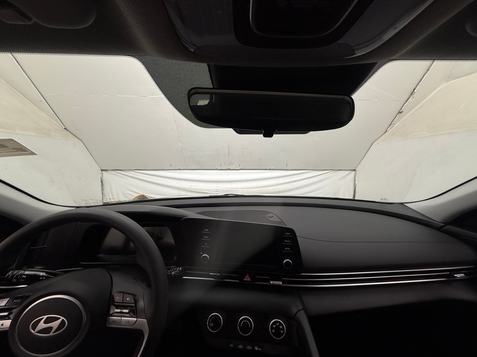 Thumbnail: 2025 Hyundai Elantra - 3