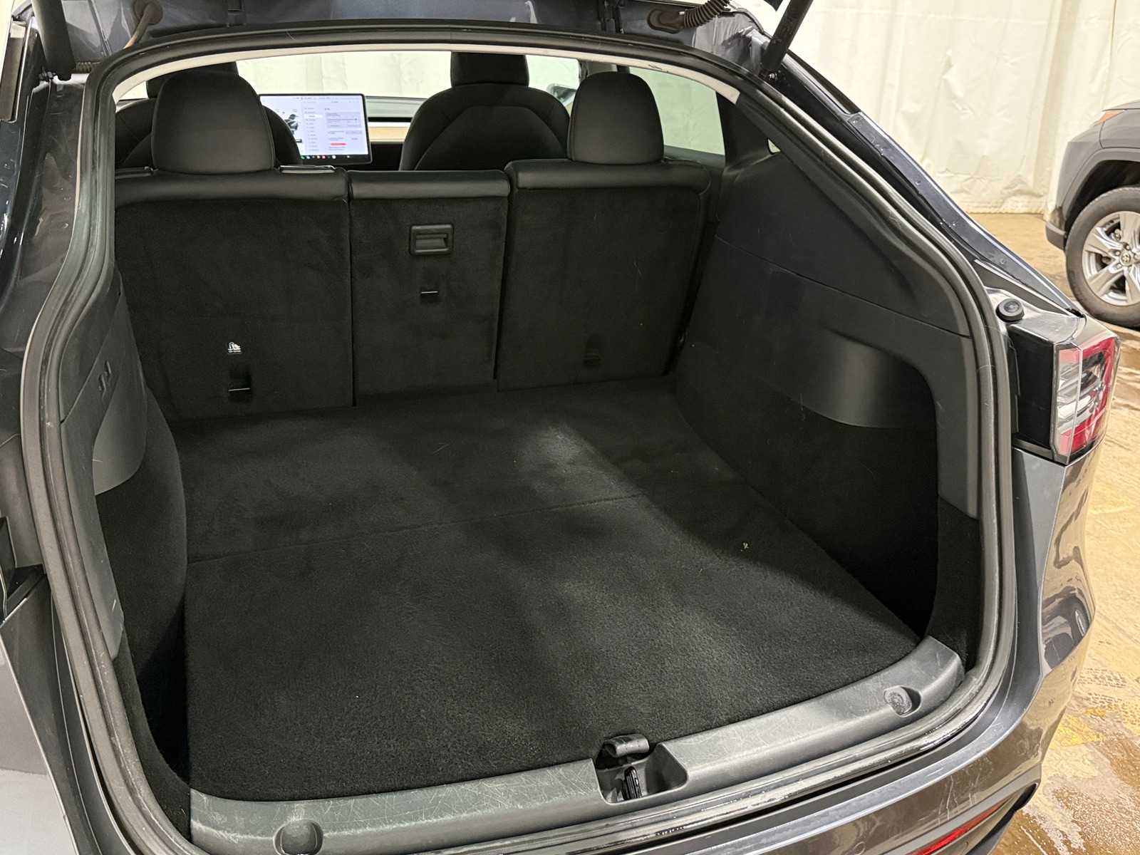 Thumbnail: 2020 Tesla Model Y - 6