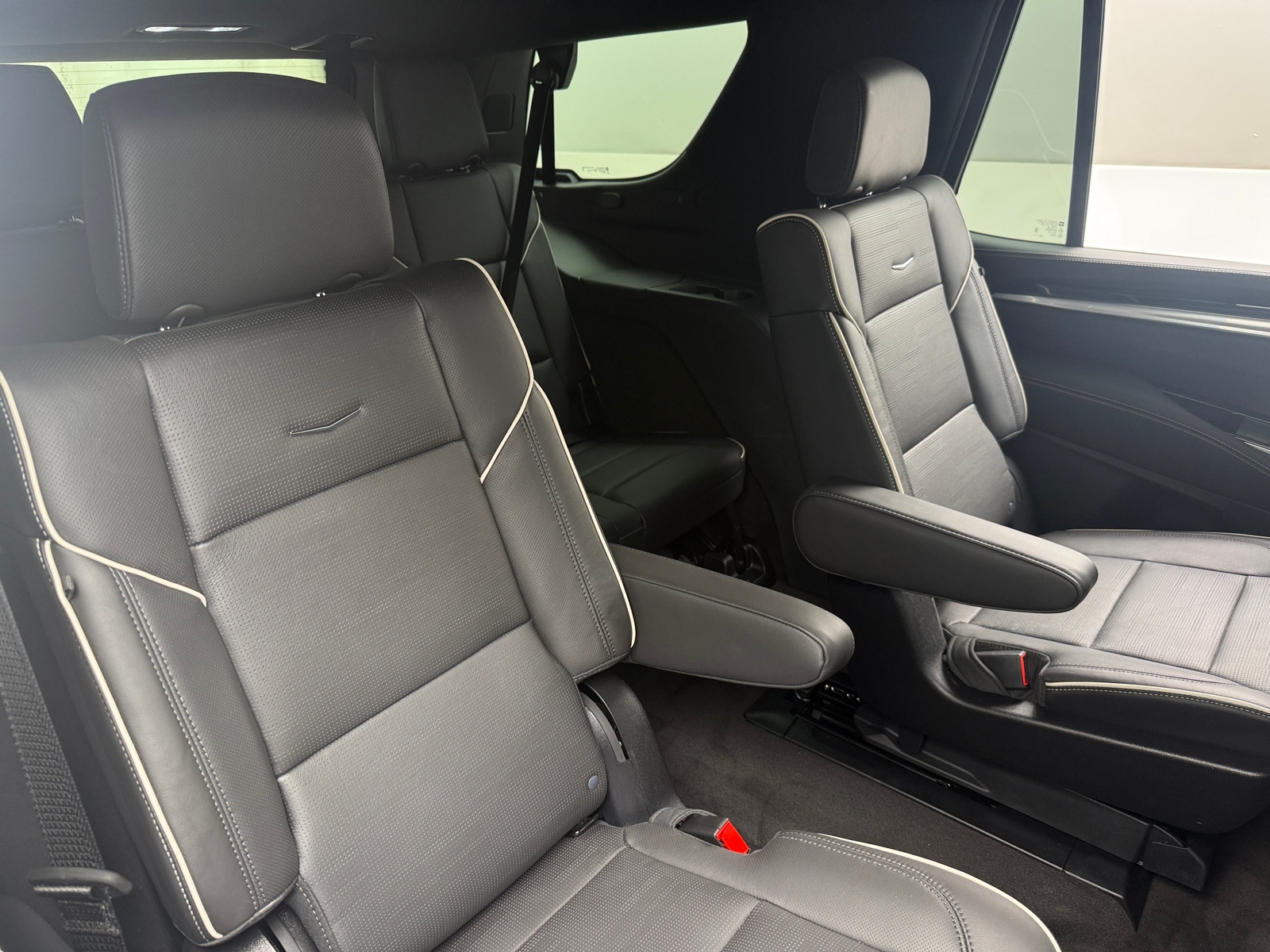 Thumbnail: 2026 Cadillac Escalade - 5