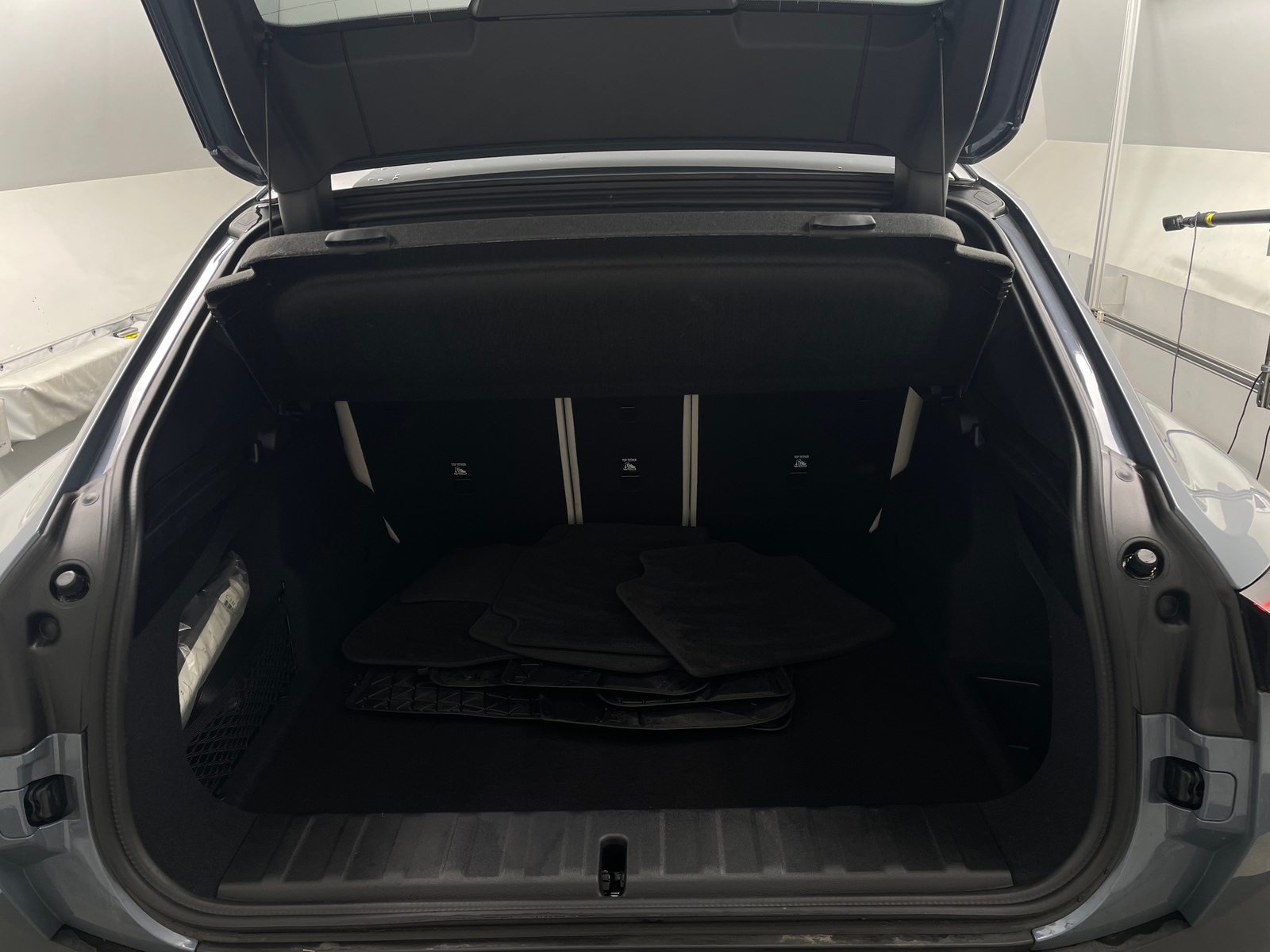 Thumbnail: 2025 BMW X2 - 6