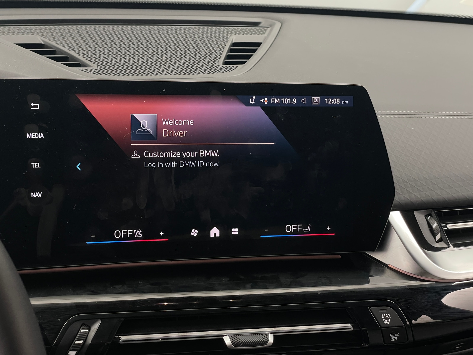 Thumbnail: 2025 BMW X2 - 3