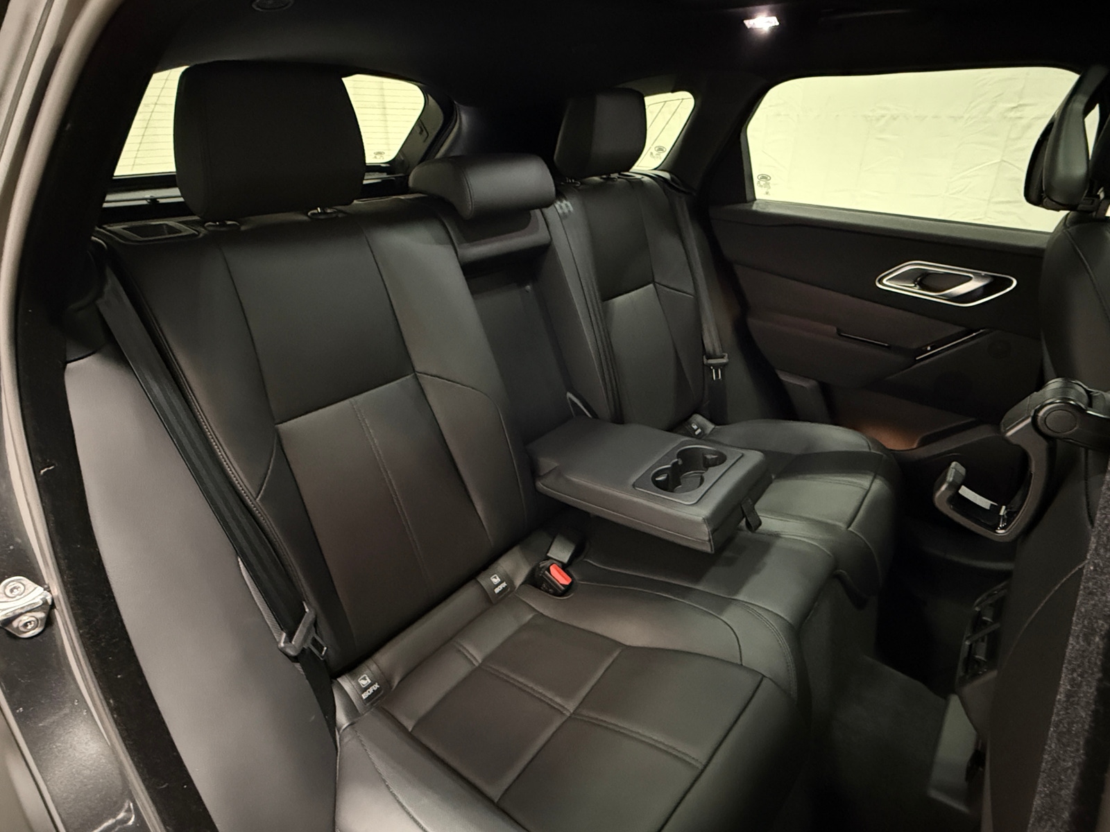 Thumbnail: 2025 Land Rover Range Rover Velar - 5