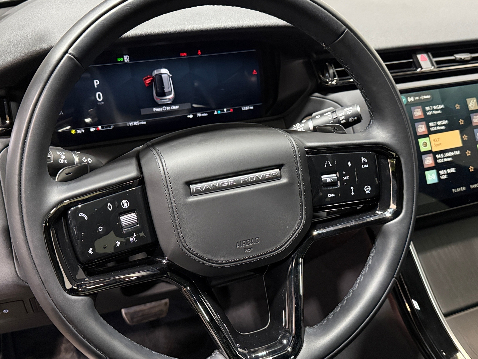 Thumbnail: 2025 Land Rover Range Rover Velar - 4