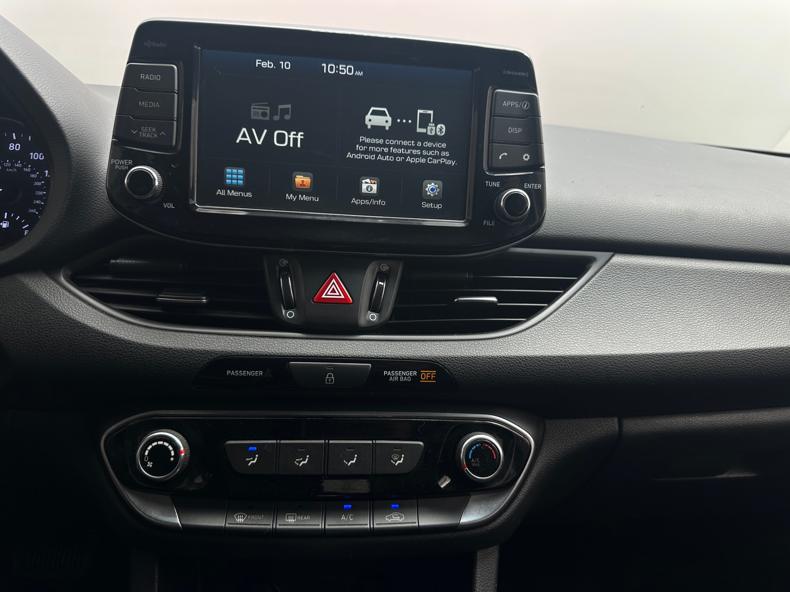 Thumbnail: 2018 Hyundai Elantra - 4