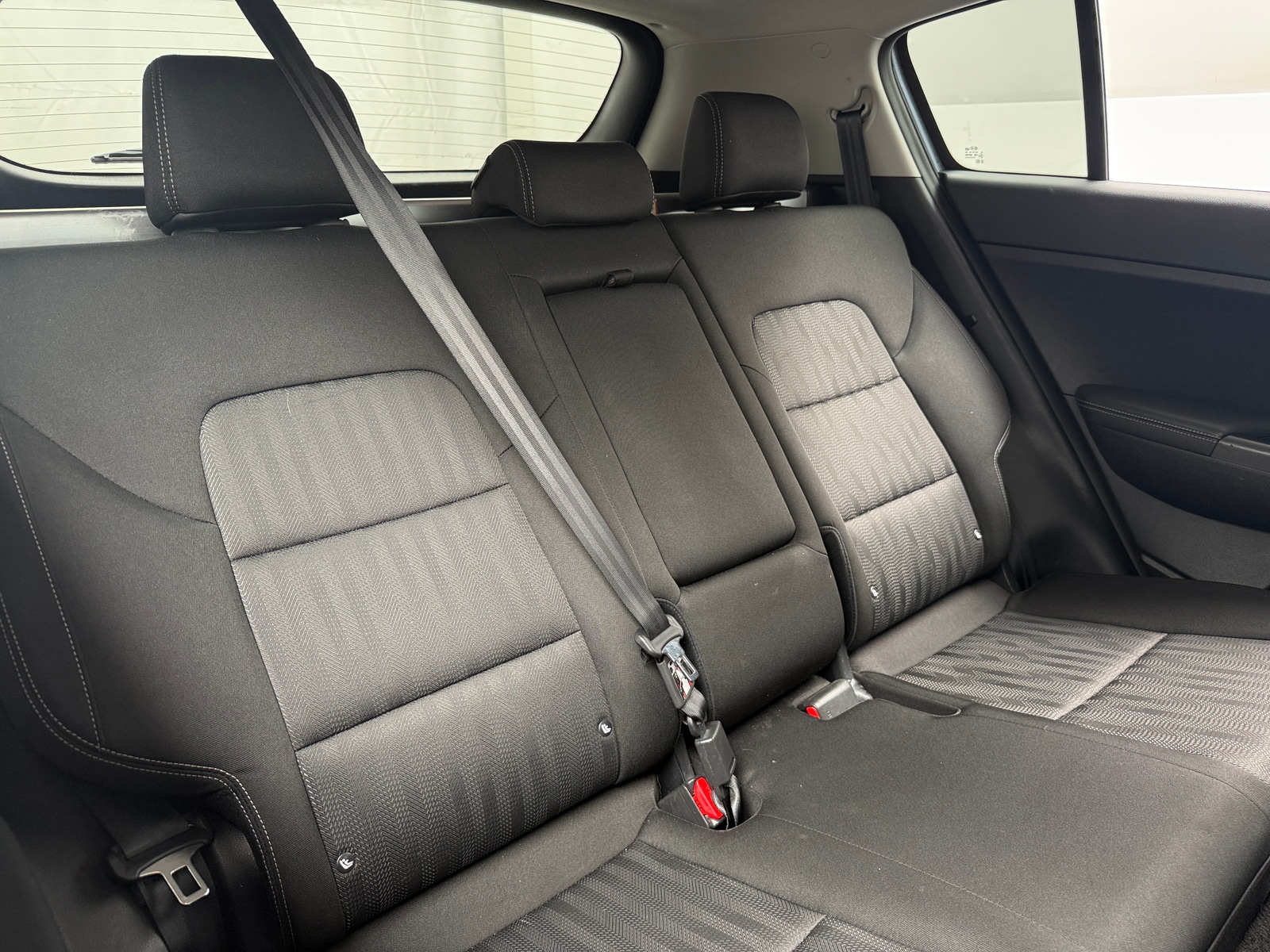 Thumbnail: 2020 Kia Sportage - 6