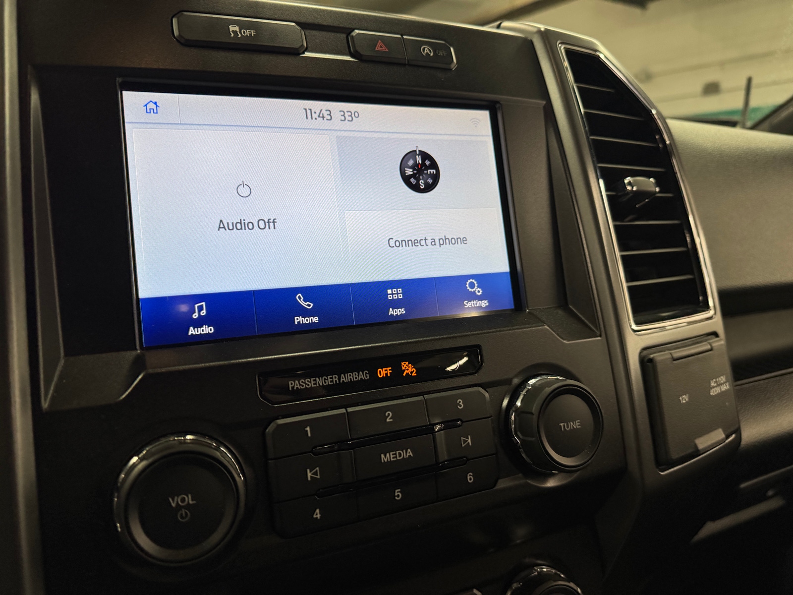 Thumbnail: 2020 Ford Econoline - 4