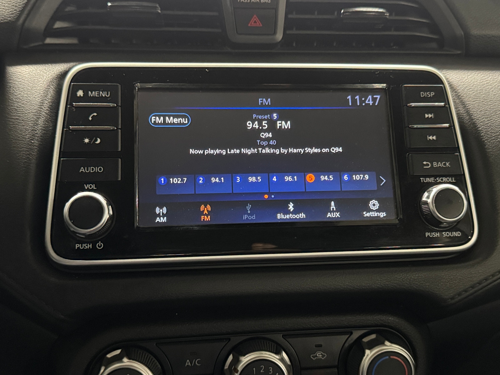 Thumbnail: 2022 Nissan Versa - 4