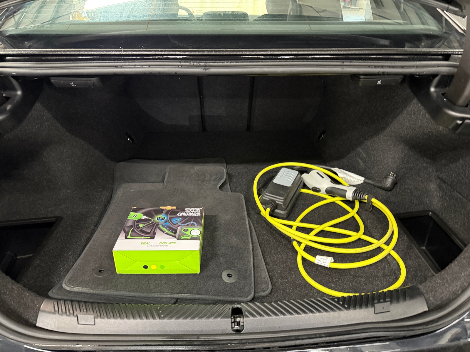 Thumbnail: 2025 BMW i5 - 6