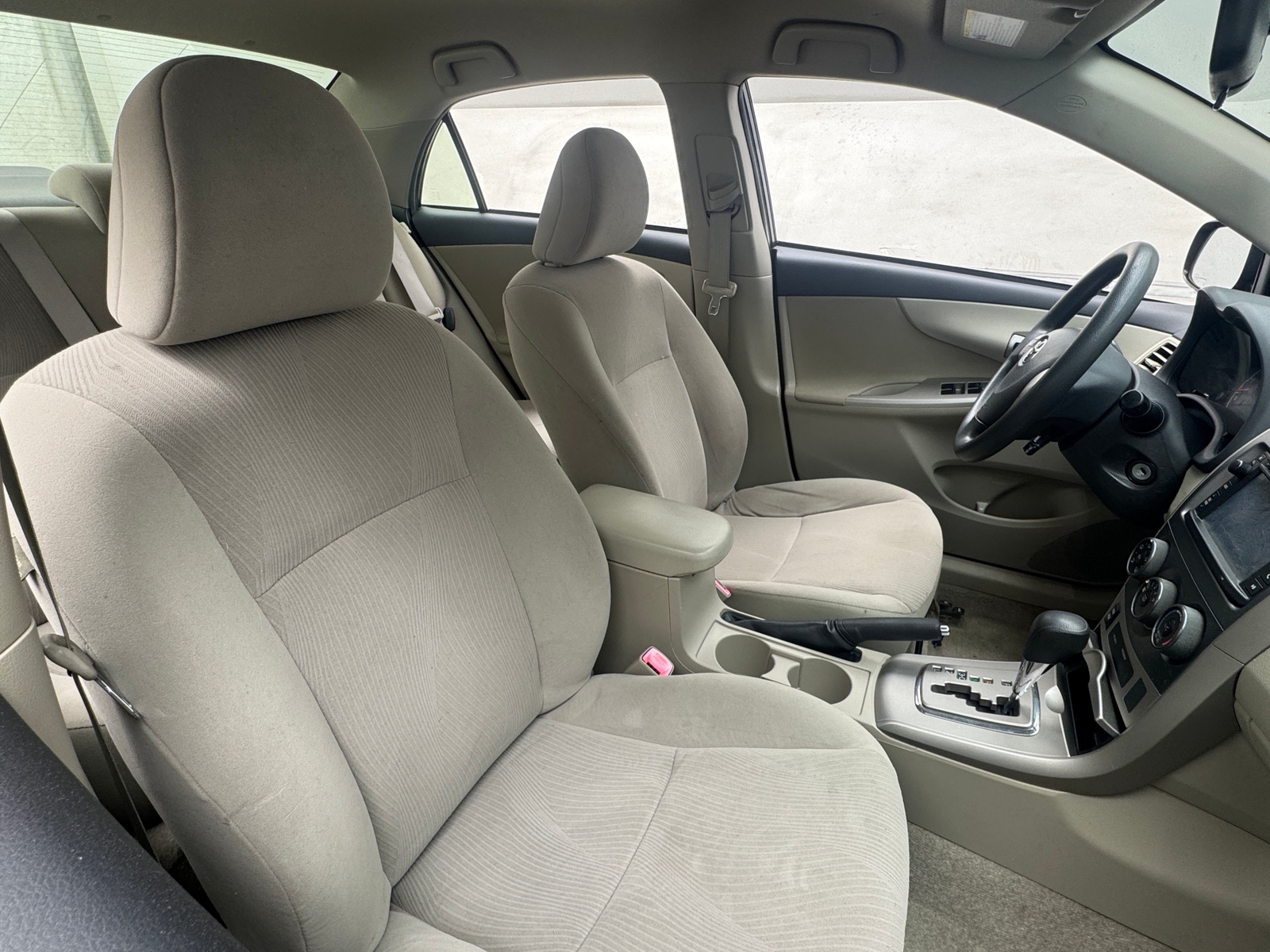 Thumbnail: 2013 Toyota Corolla - 2