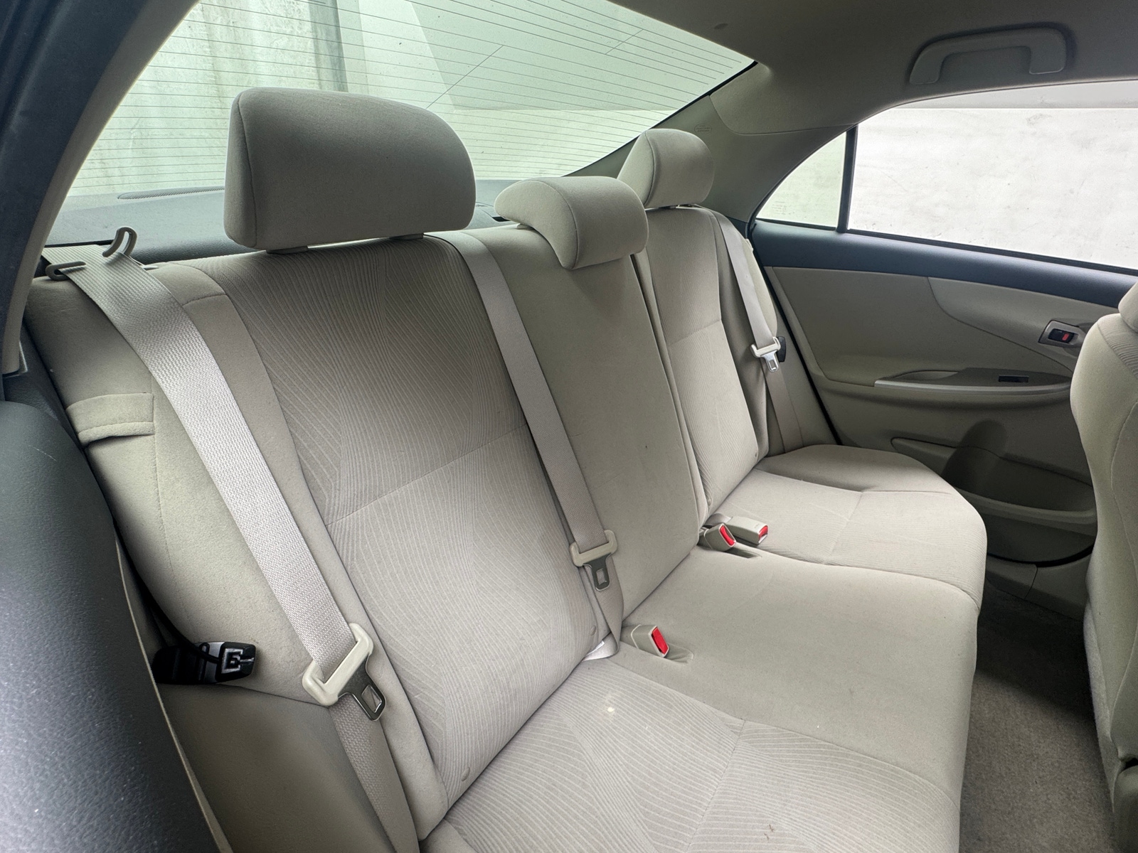 Thumbnail: 2013 Toyota Corolla - 6