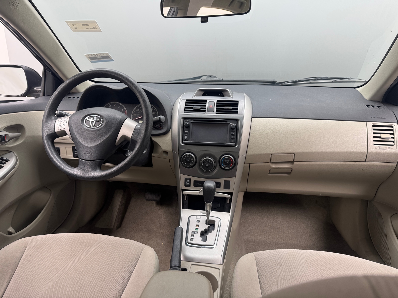 Thumbnail: 2013 Toyota Corolla - 3