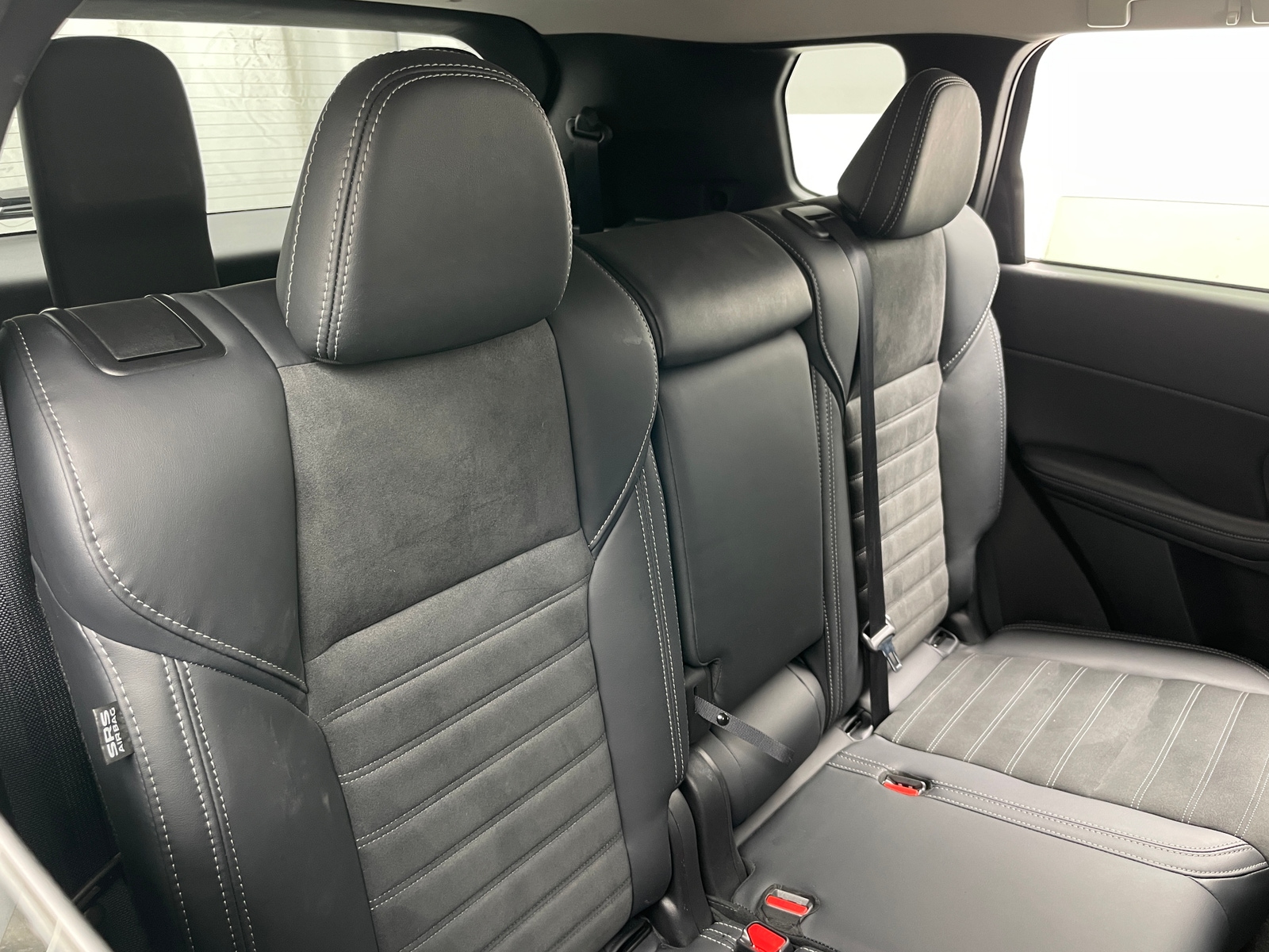 Thumbnail: 2024 Mitsubishi Outlander - 5