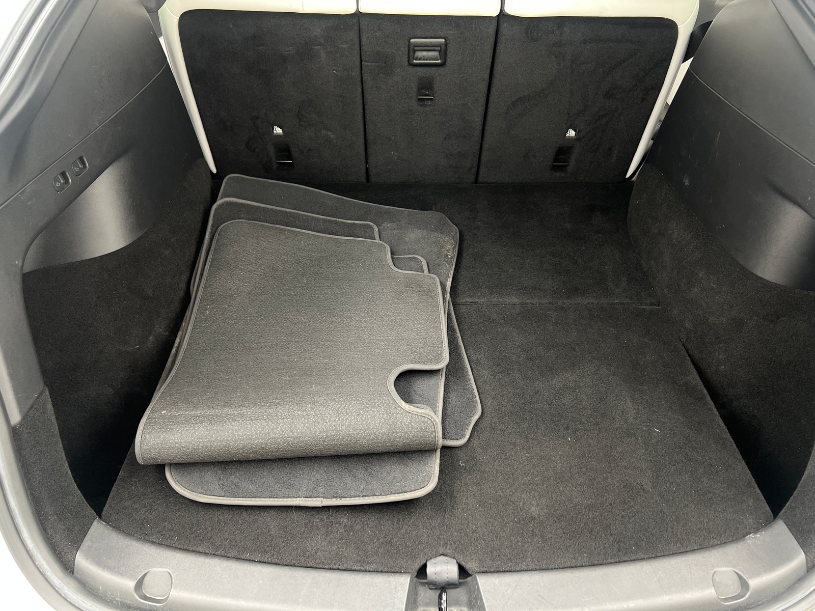 Thumbnail: 2022 Tesla Model Y - 6