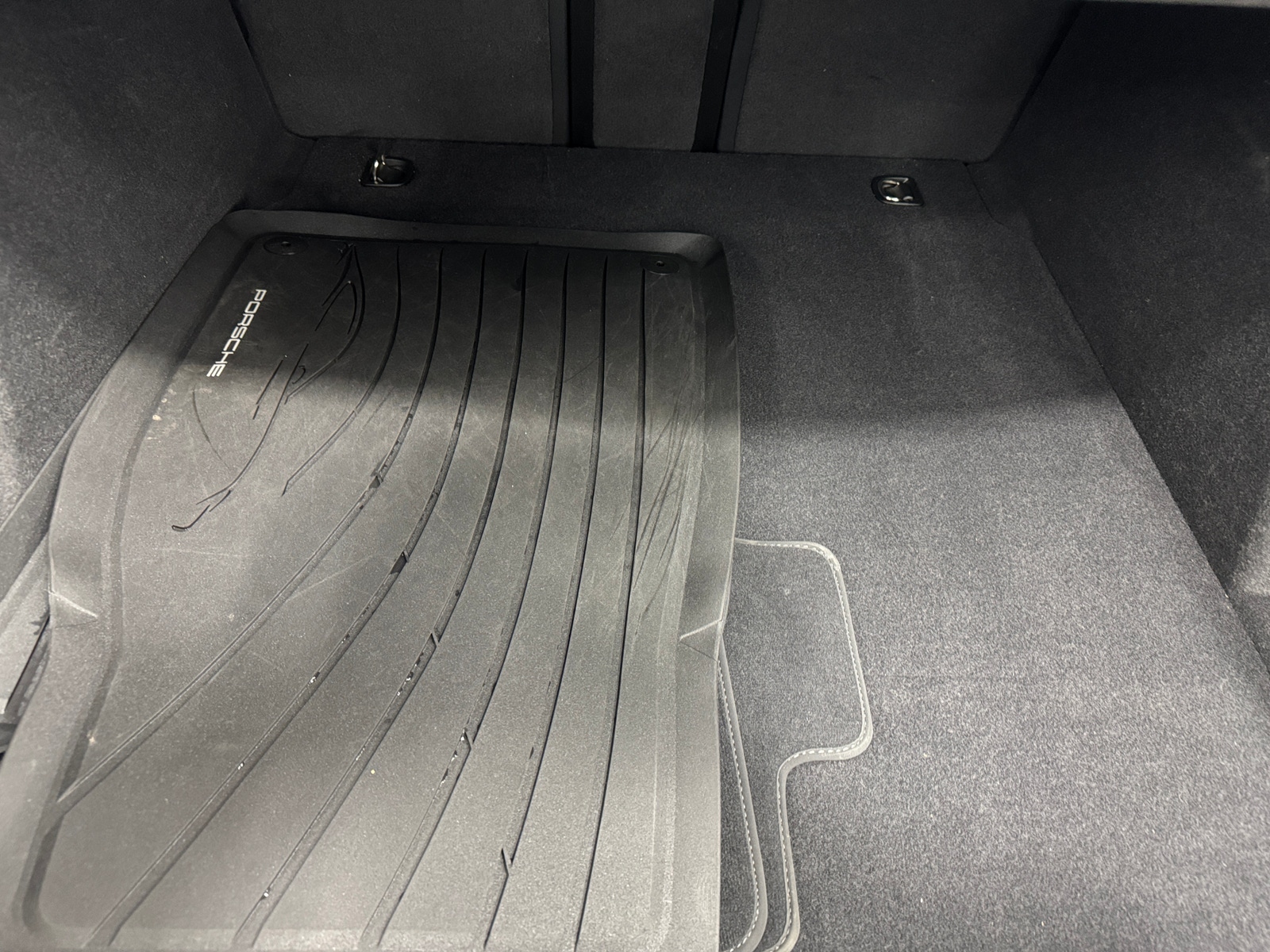 Thumbnail: 2025 Porsche Taycan - 6