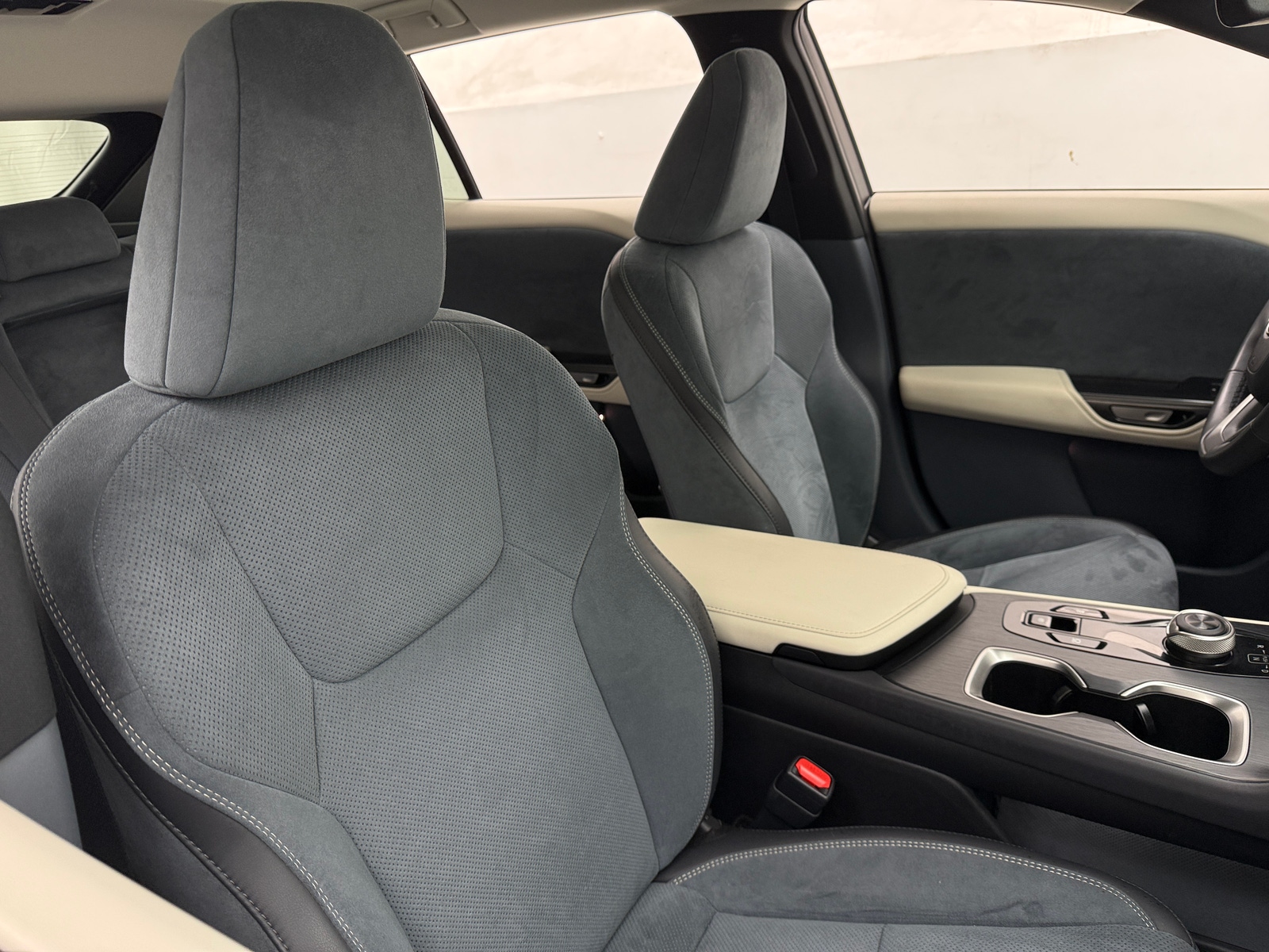 Thumbnail: 2023 Lexus RZ - 2