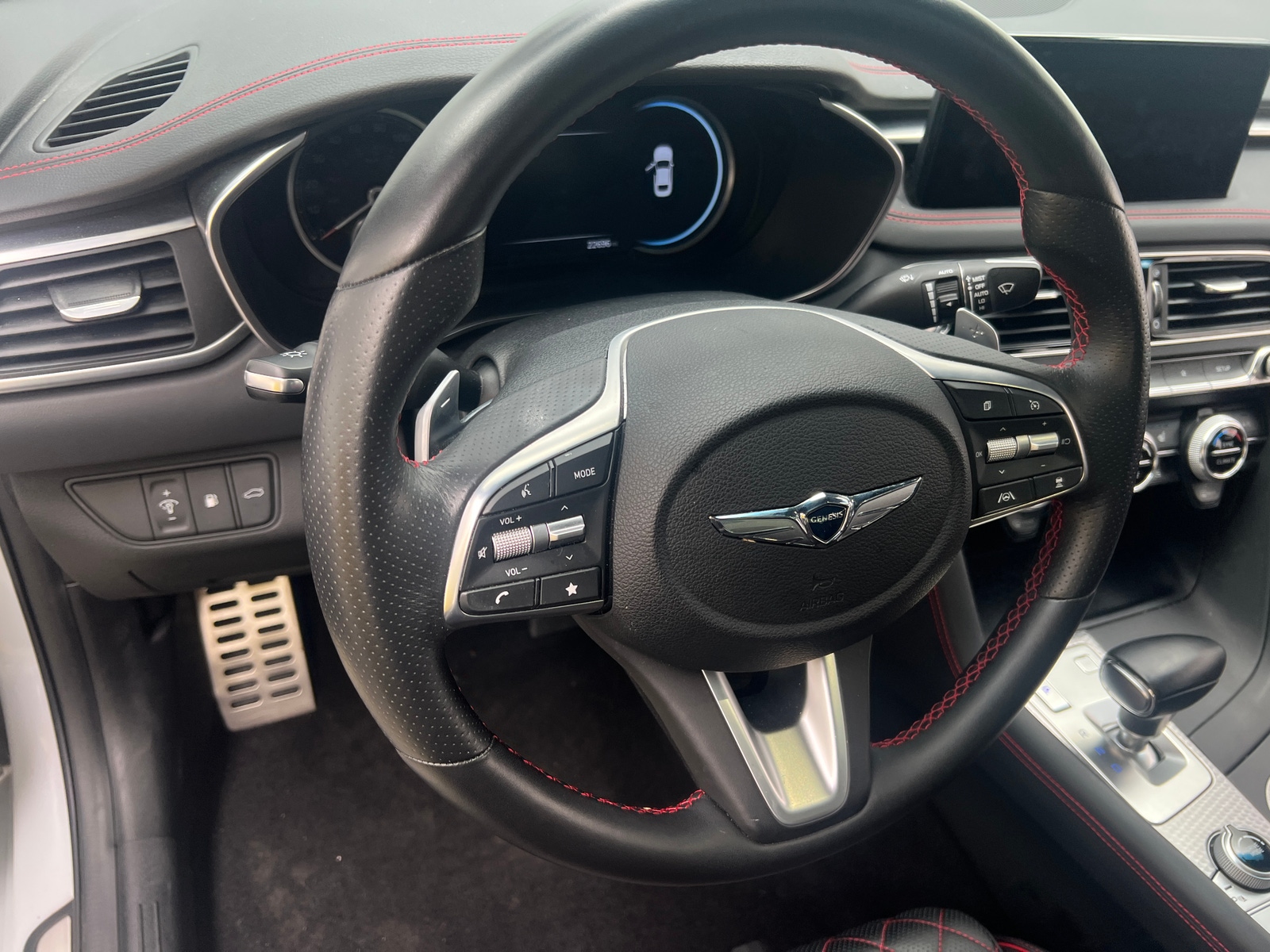 Thumbnail: 2022 Genesis G70 - 4