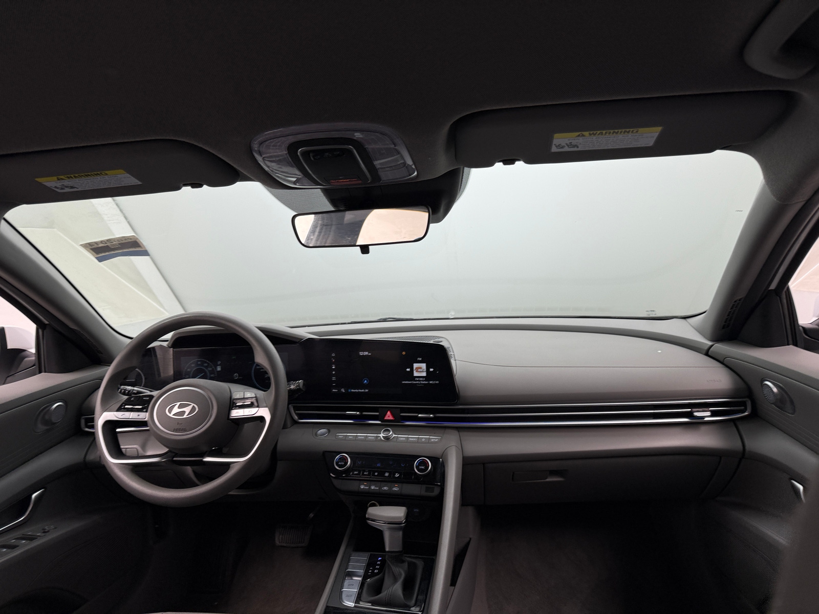Thumbnail: 2024 Hyundai Elantra - 3