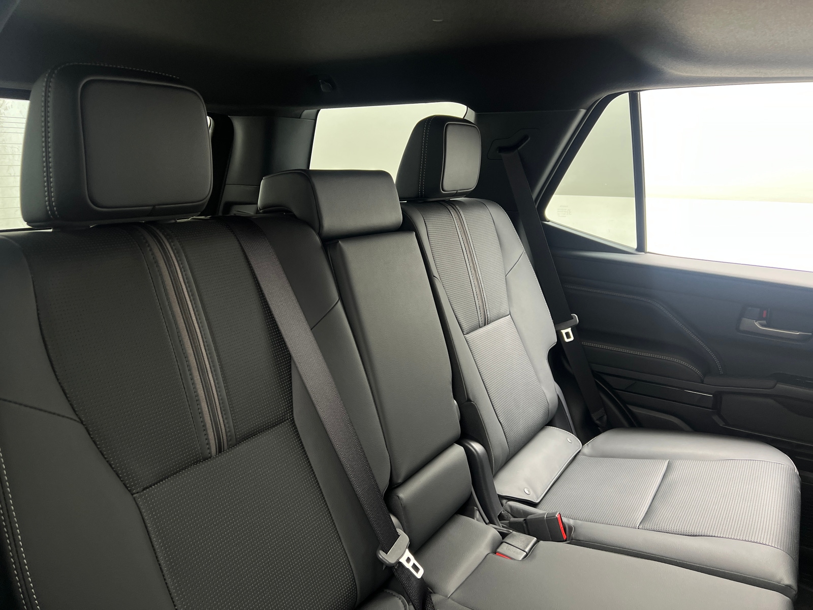 Thumbnail: 2025 Toyota 4Runner - 5