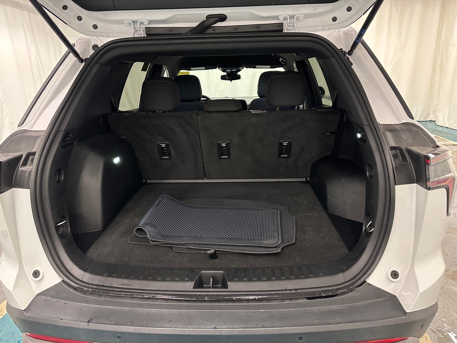 Thumbnail: 2025 Chevrolet Equinox - 7