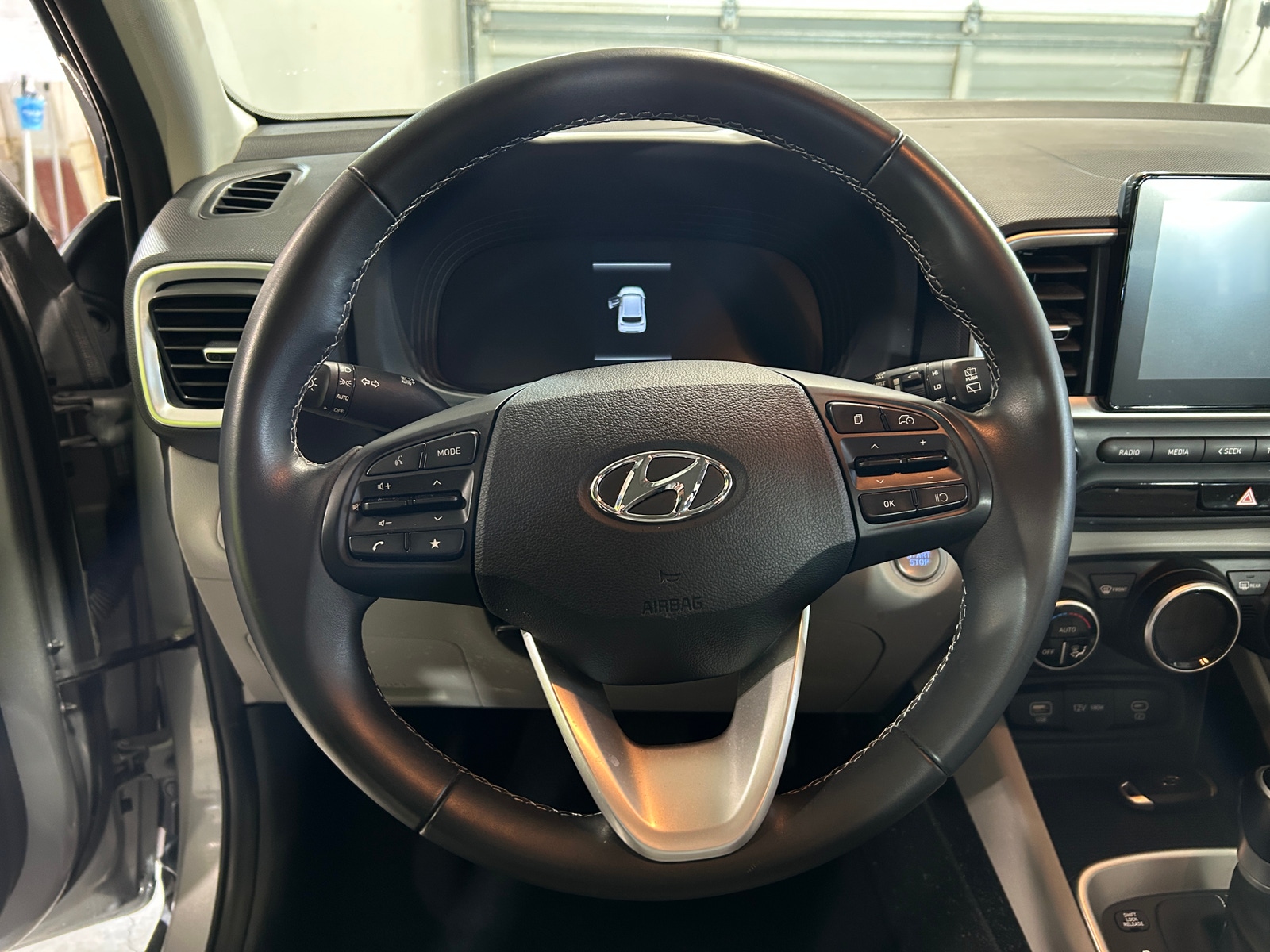 Thumbnail: 2025 Hyundai Venue - 5