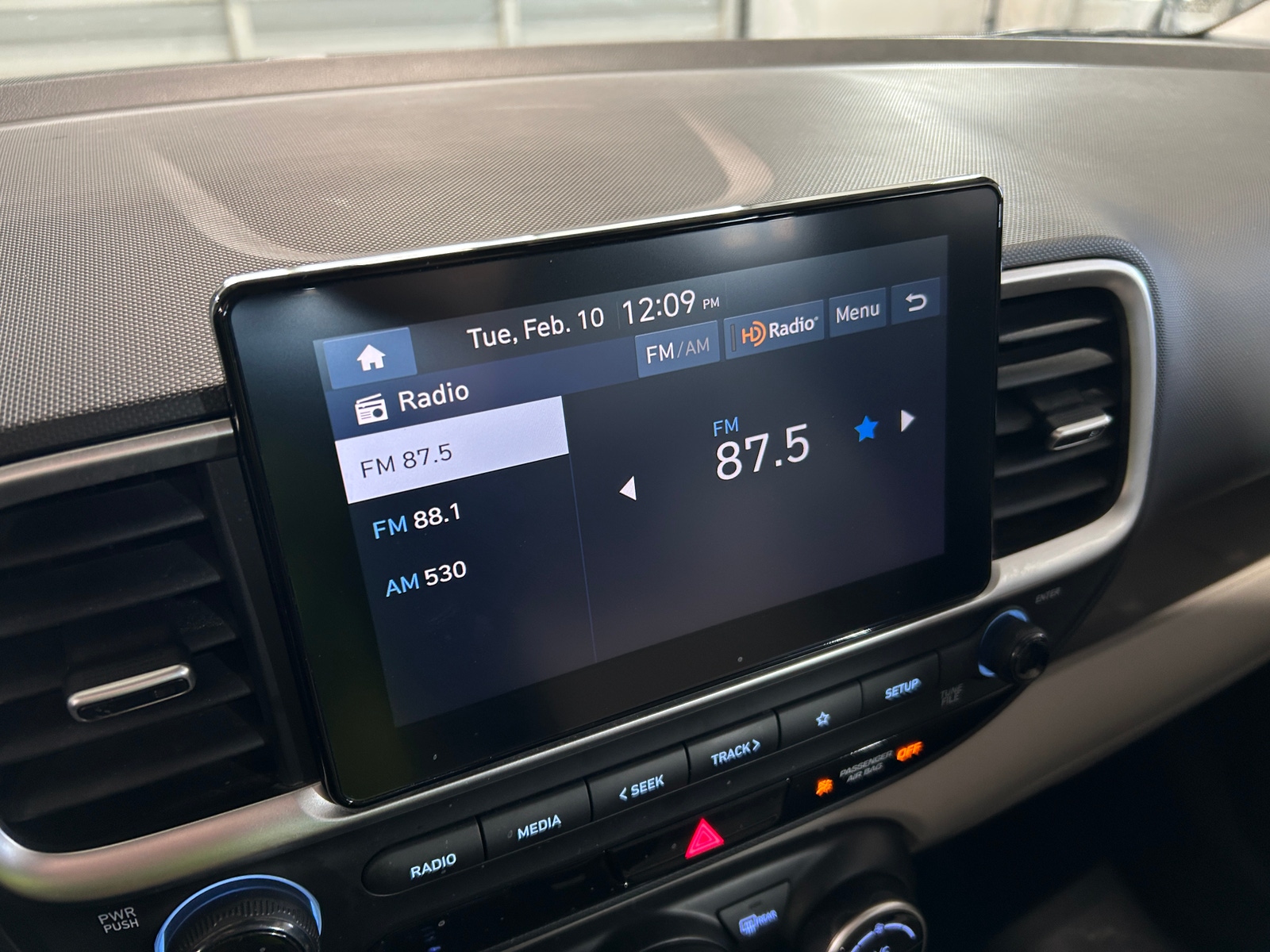 Thumbnail: 2025 Hyundai Venue - 4