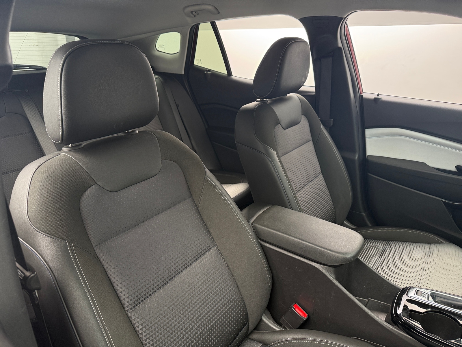 Thumbnail: 2025 Chevrolet Trax - 2