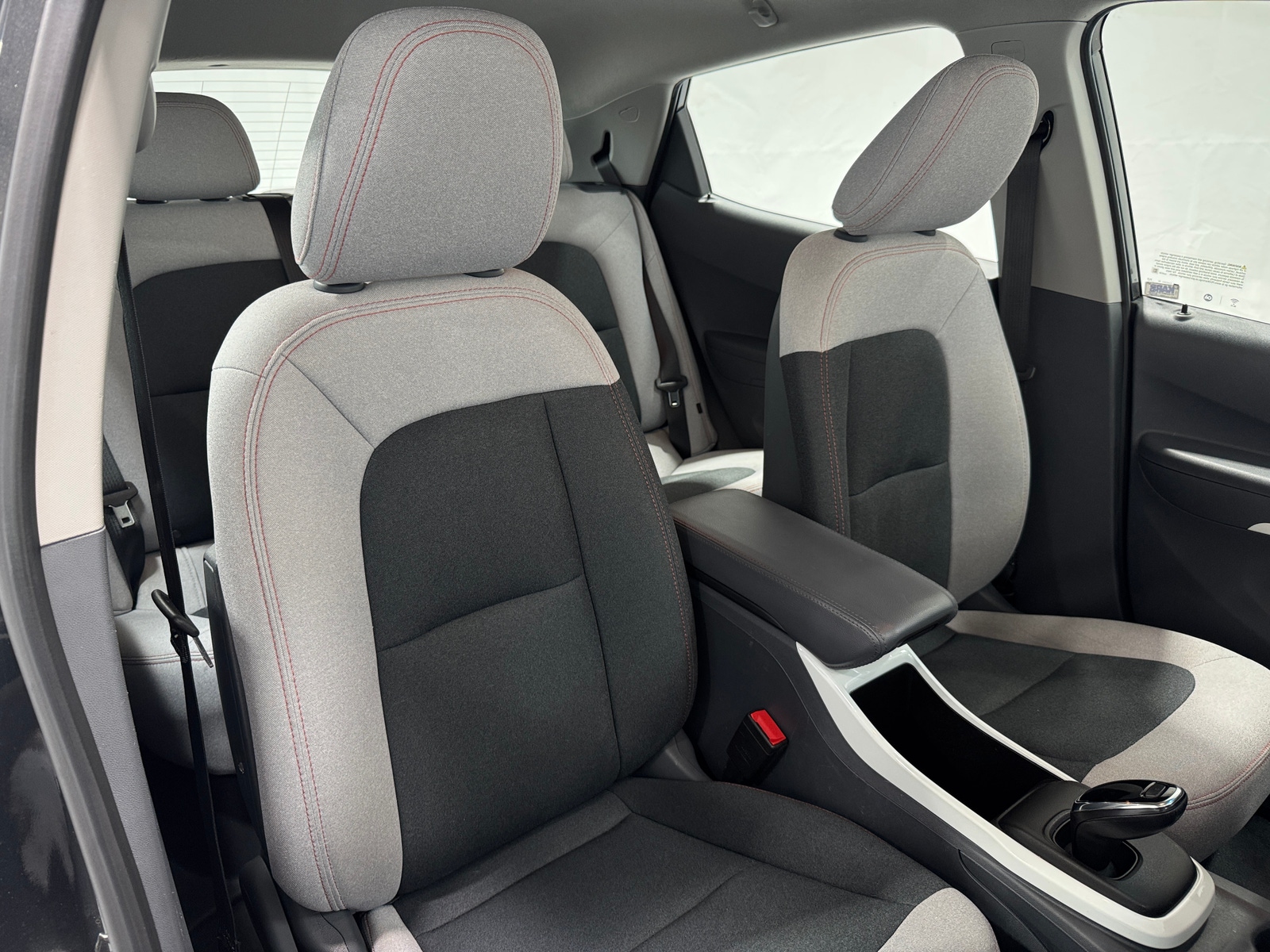 Thumbnail: 2021 Chevrolet Bolt EV - 2