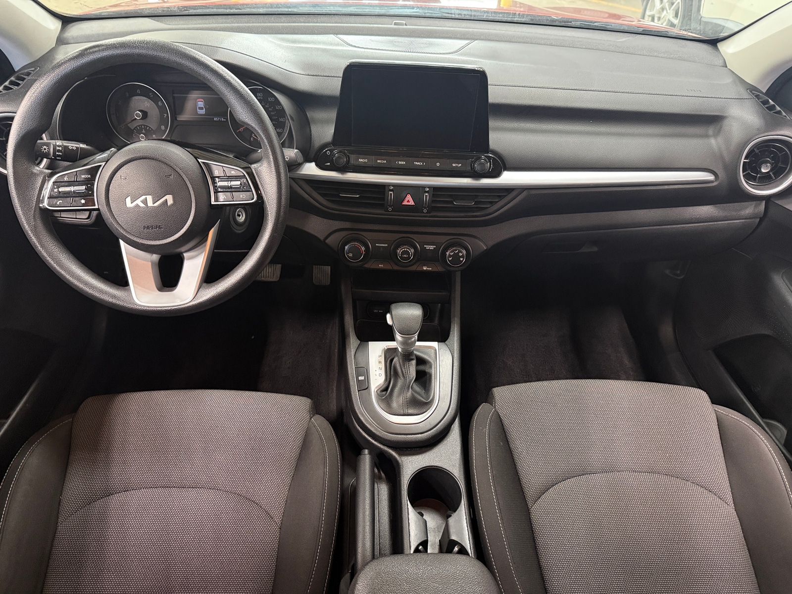 Thumbnail: 2022 Kia Forte - 3