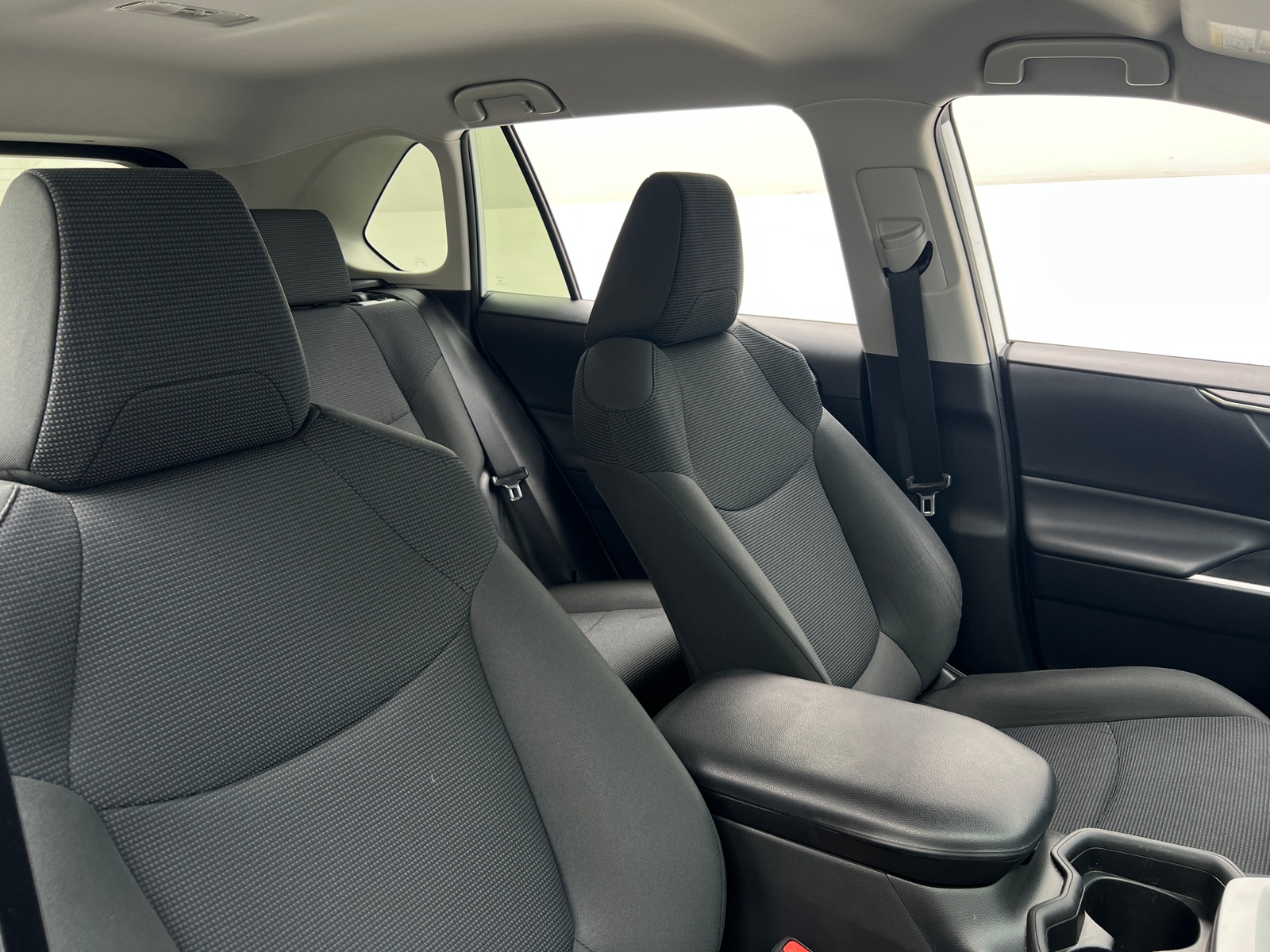 Thumbnail: 2019 Toyota RAV4 - 2