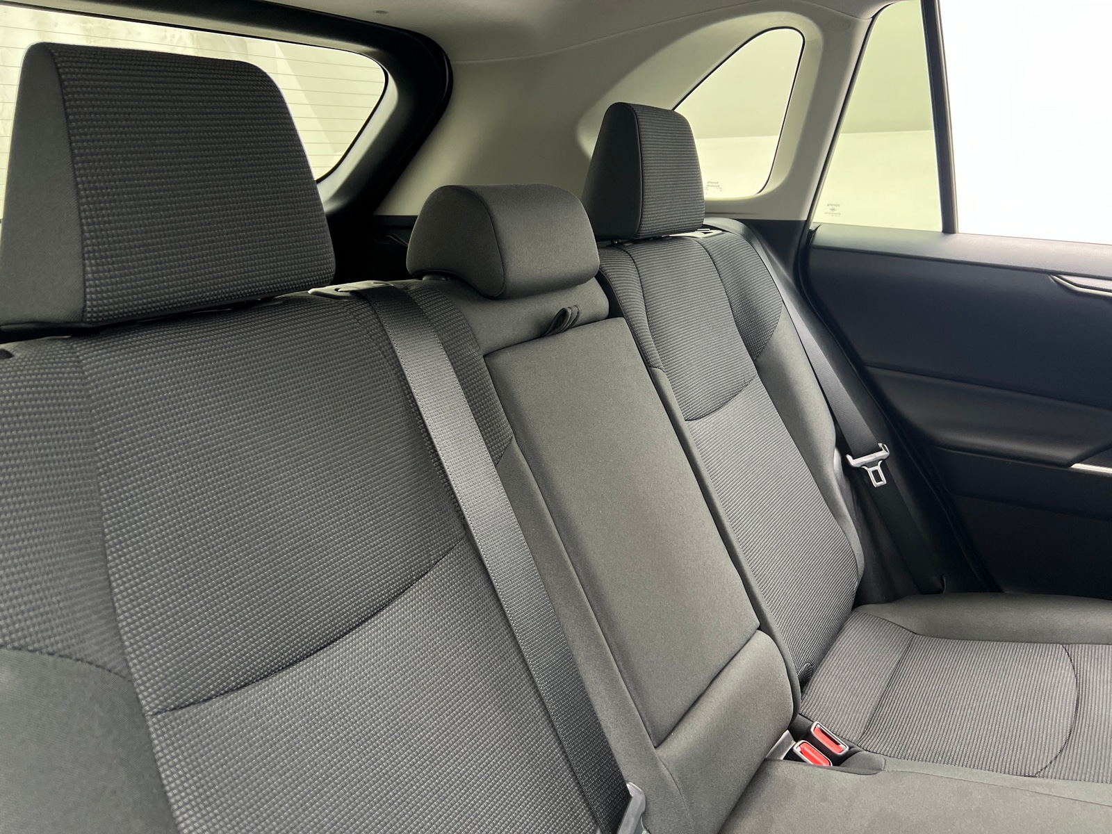 Thumbnail: 2019 Toyota RAV4 - 6