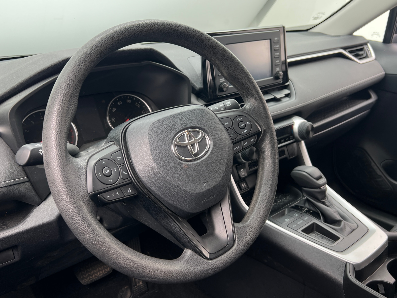 Thumbnail: 2019 Toyota RAV4 - 5