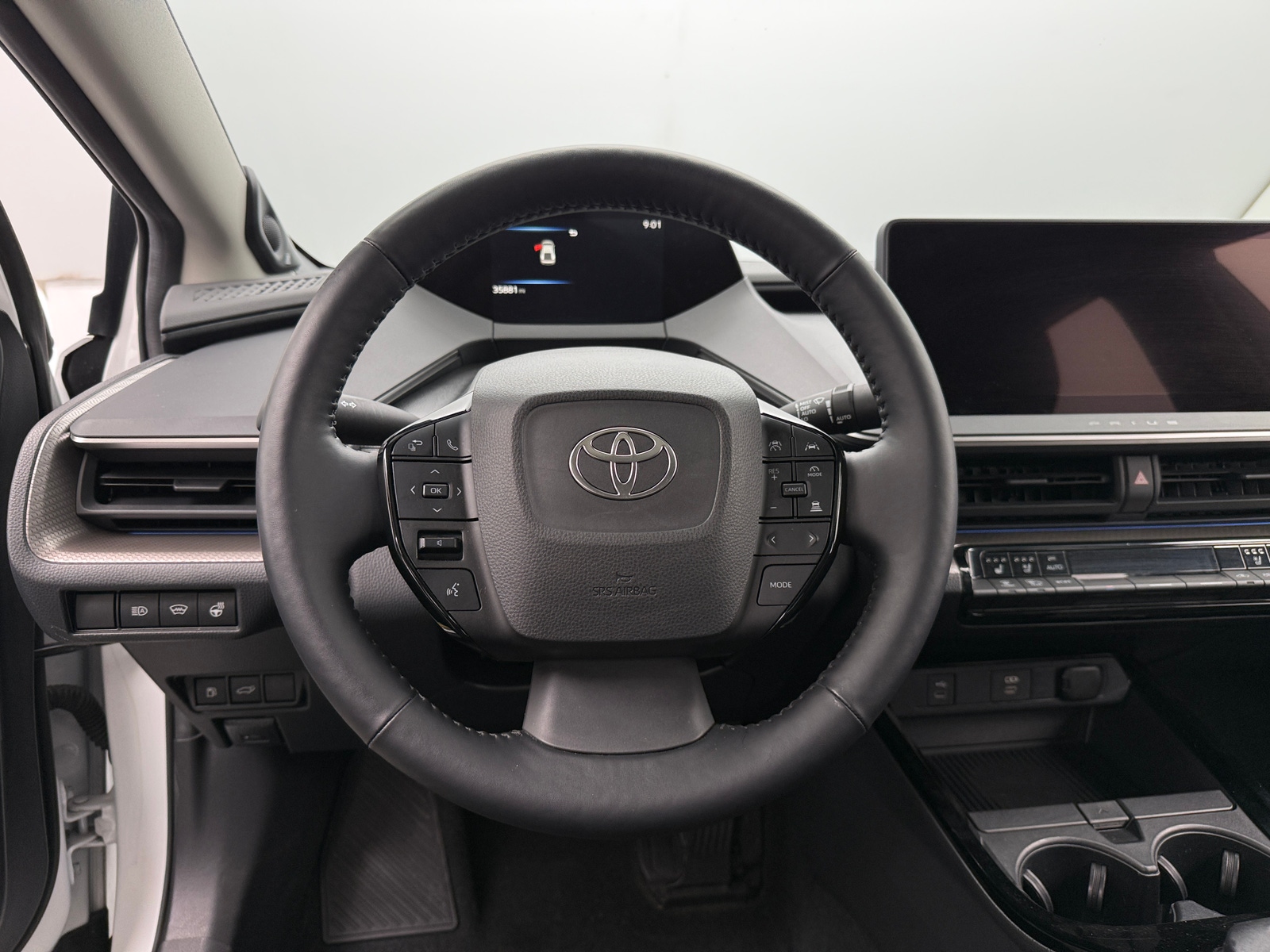 Thumbnail: 2023 Toyota Prius - 4