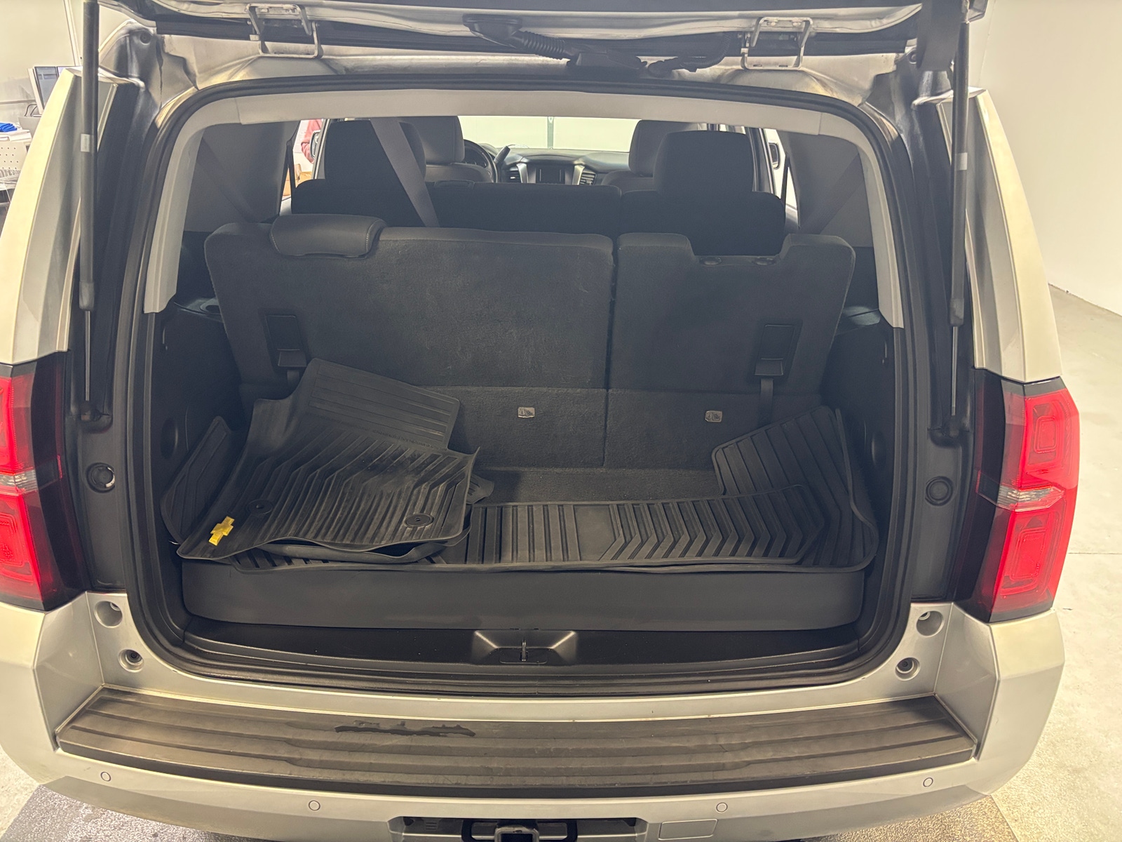 Thumbnail: 2015 Chevrolet Tahoe - 7