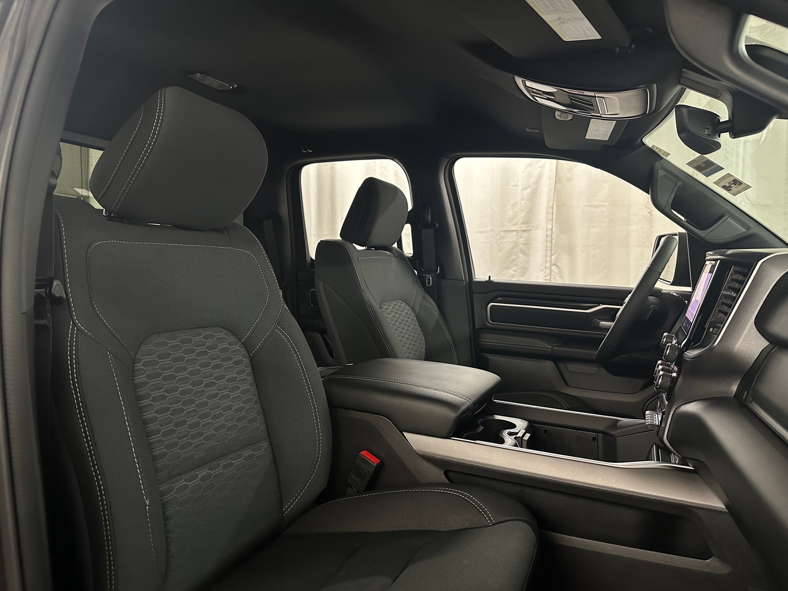 Thumbnail: 2025 RAM 1500 - 2