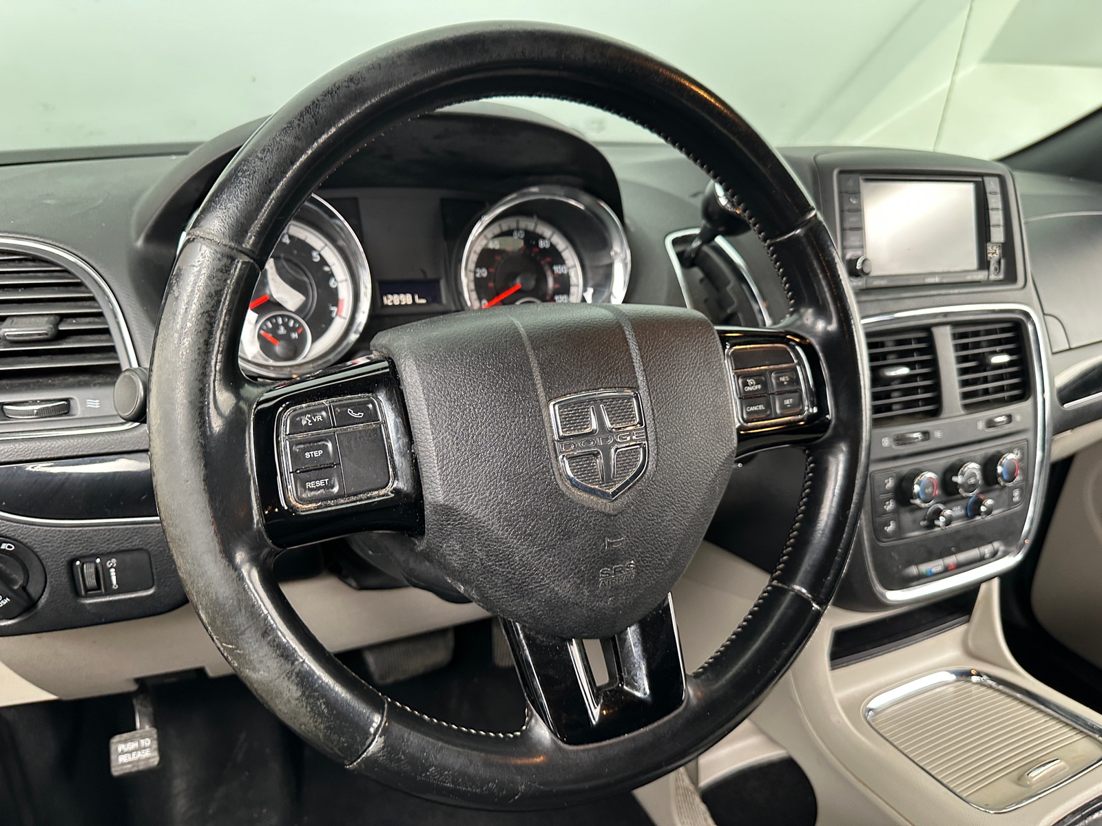 Thumbnail: 2019 Dodge Grand Caravan - 4