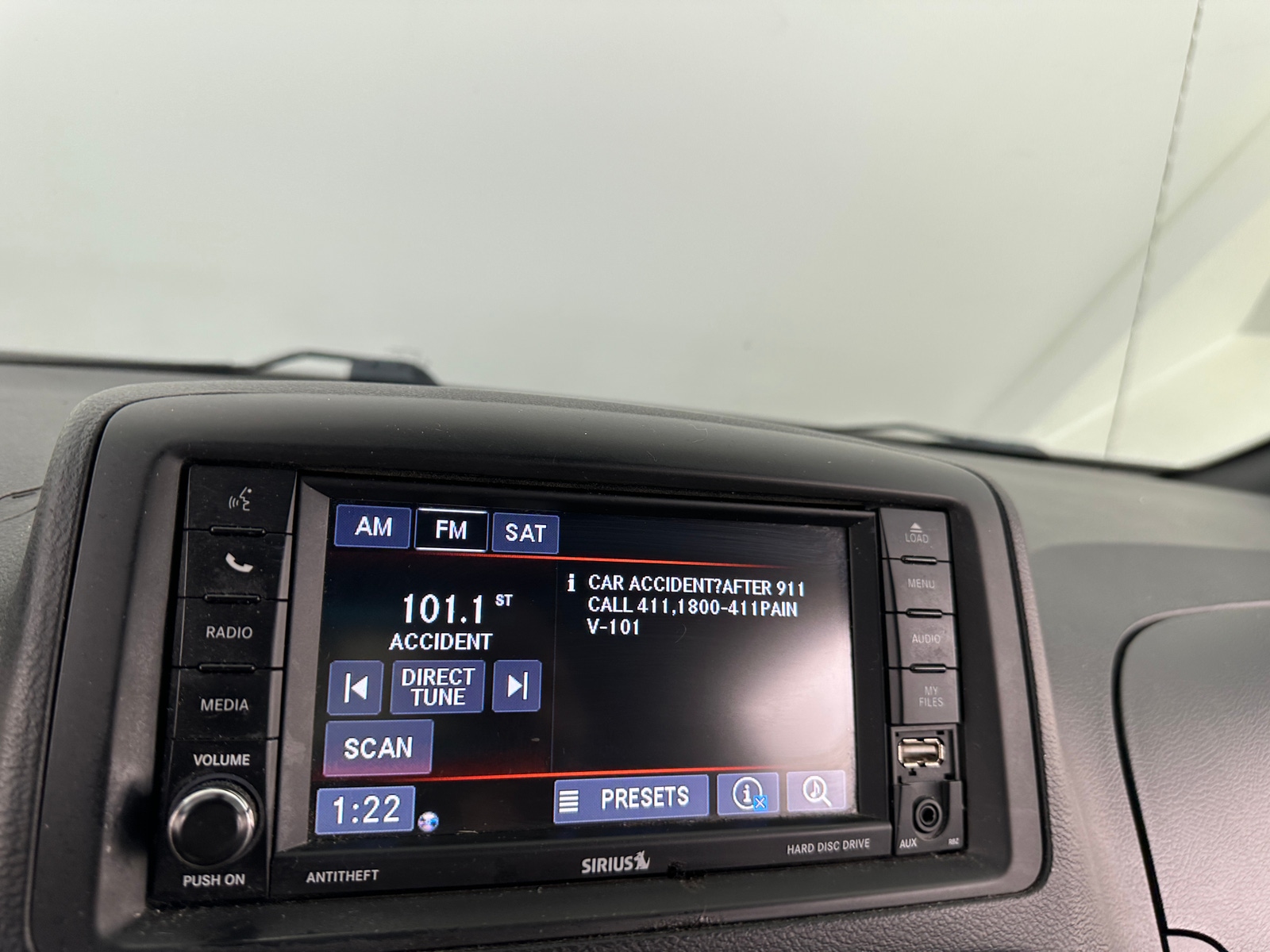 Thumbnail: 2019 Dodge Grand Caravan - 3