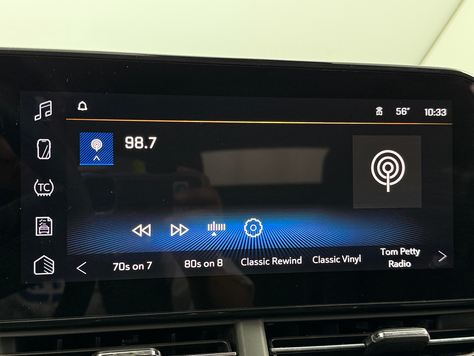 Thumbnail: 2025 Chevrolet Trax - 4