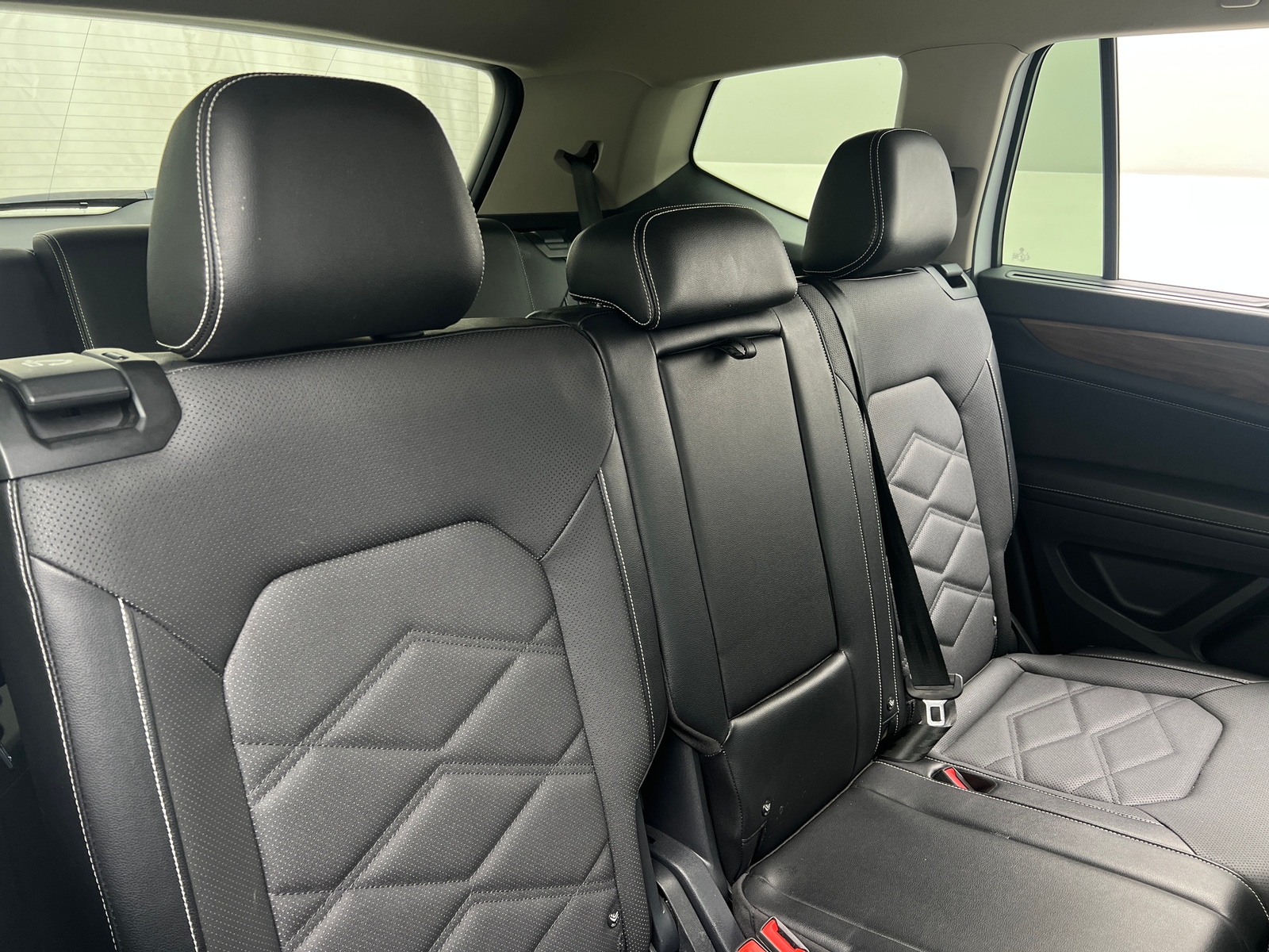 Thumbnail: 2024 Volkswagen Atlas - 5