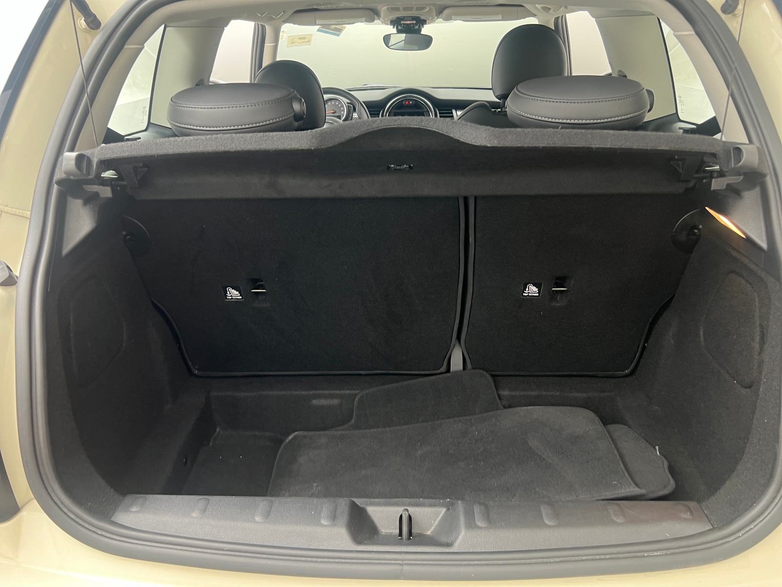 Thumbnail: 2020 MINI Cooper Hardtop - 4