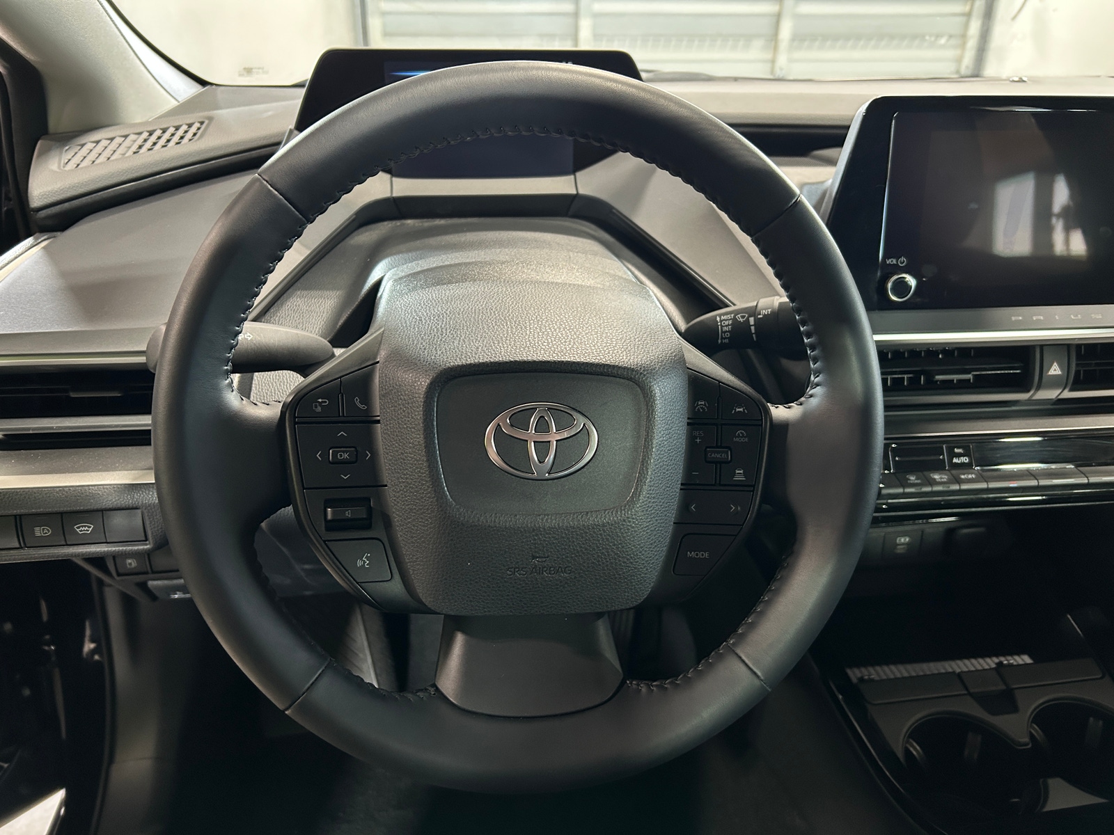 Thumbnail: 2025 Toyota Prius - 5