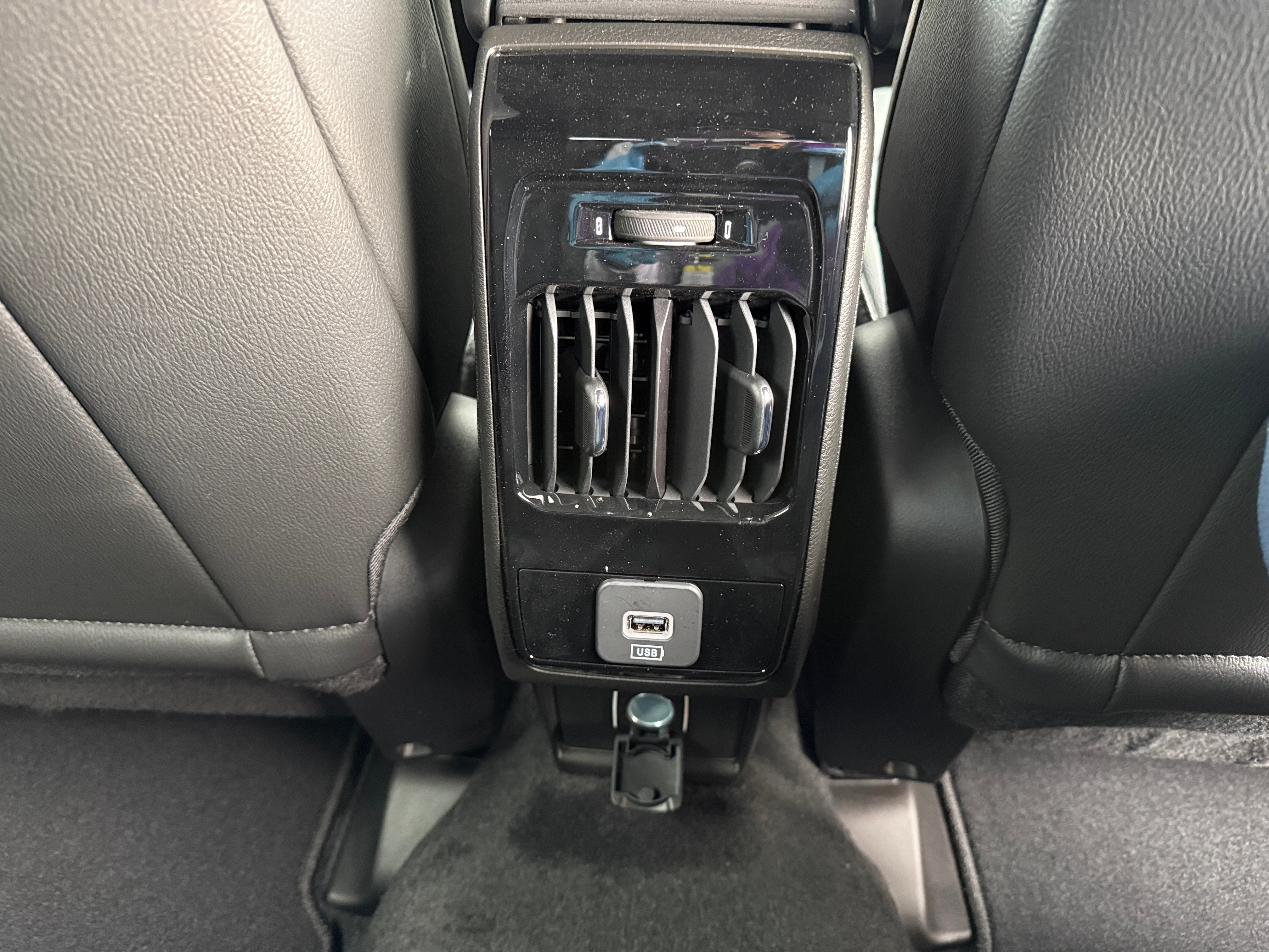2026 Jeep Compass Limited Altitude 4X4's photo